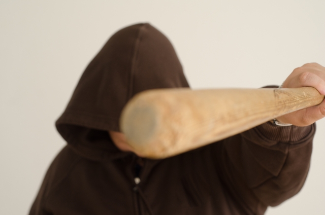 台灣近日發生許多行車糾紛，駕駛一言不合就掏球棒，網友熱議要帶什麼才能防身？ (圖 示意圖 photo-ac)