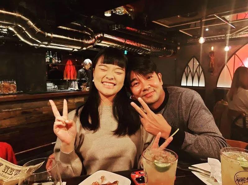 謝承均貼出和姪女的照片。（翻攝自謝承均臉書）