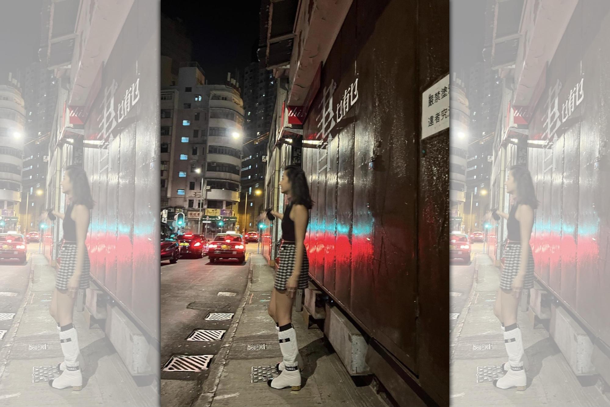 徐濠縈在社交網站上曝光了愛女陳康堤(圖)穿著同款不同色長靴的美照,好身材即被網友熱烈討論。(翻攝自徐濠縈IG)