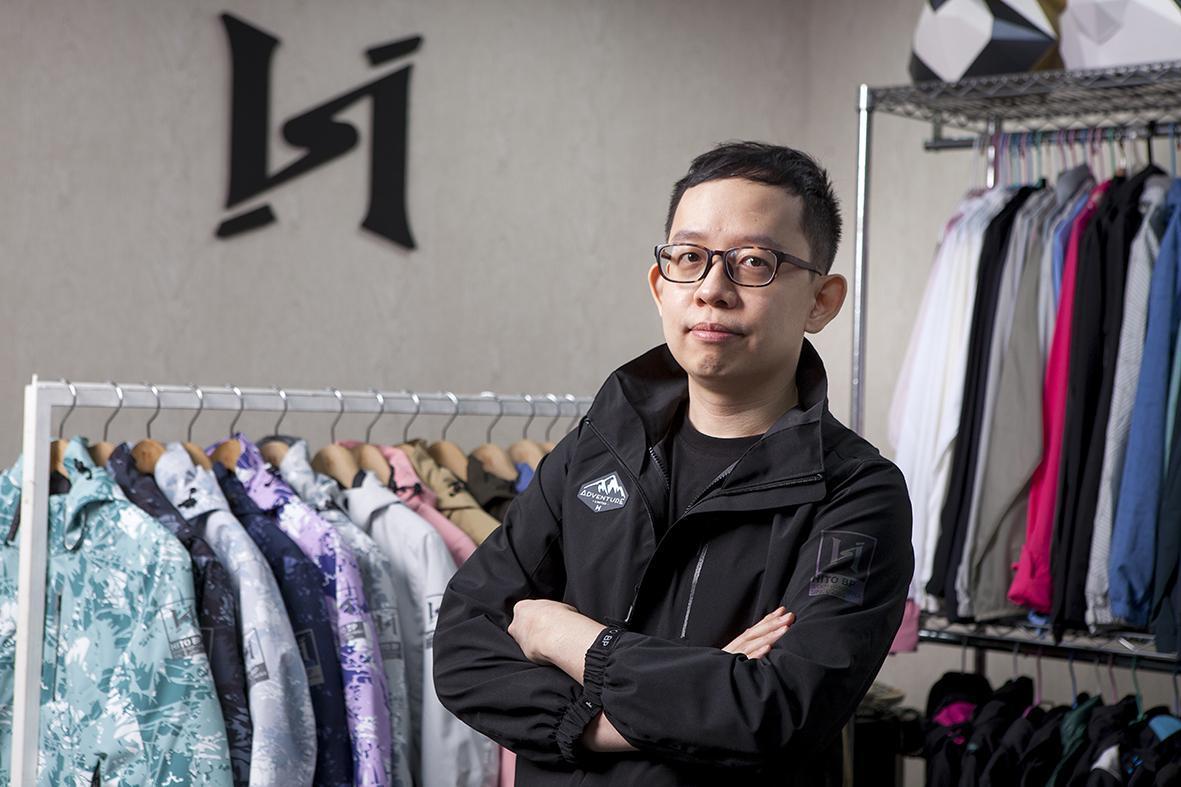 喜愛滑雪的楊修毓,對機能外套市場很有研究。