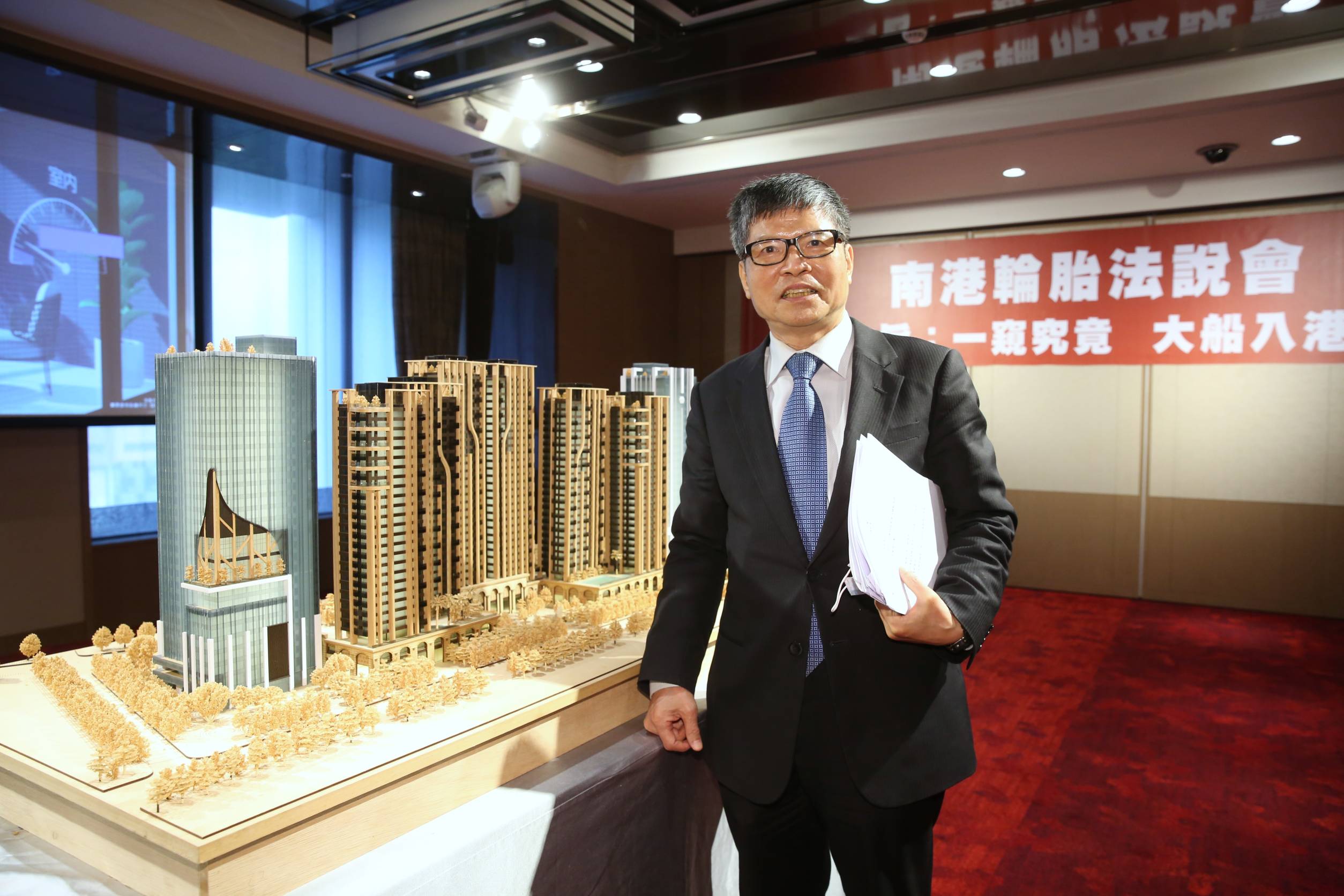 林學圃昨（18）日出席南港法說會時指出，泰豐中壢廠土地不應該急著賣。