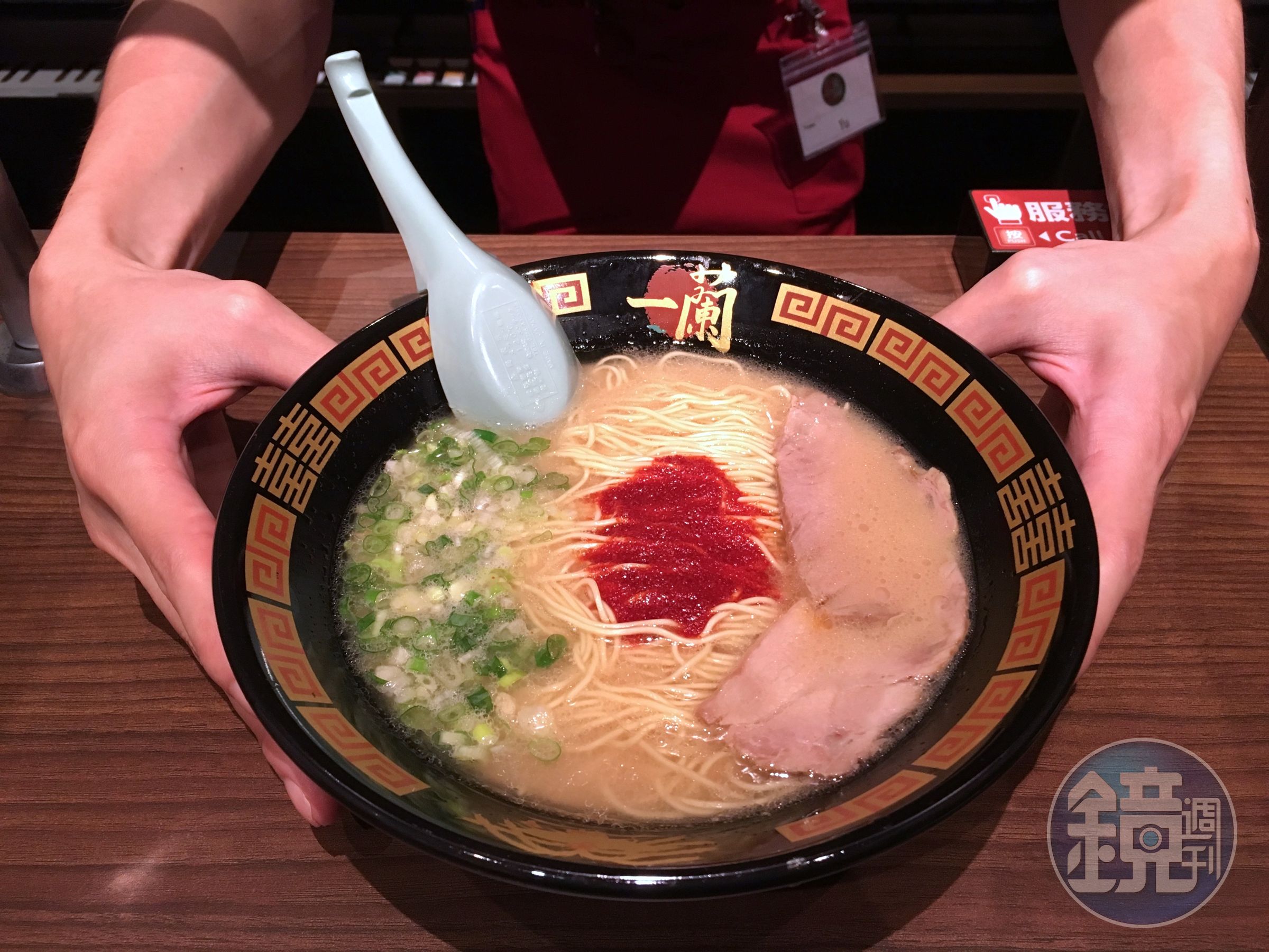 日本連鎖拉麵品牌「一蘭」，在台中開設台灣2號店，11月24日正式開幕。