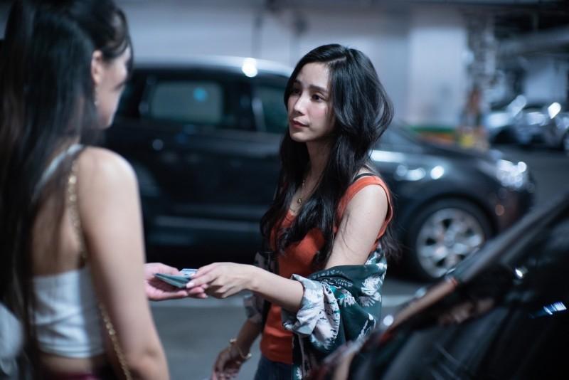 温貞菱增肥演傳播妹,性愛之外,最難的其實是心境「愛人卻不打算擁有一個人」。(牽猴子提供)