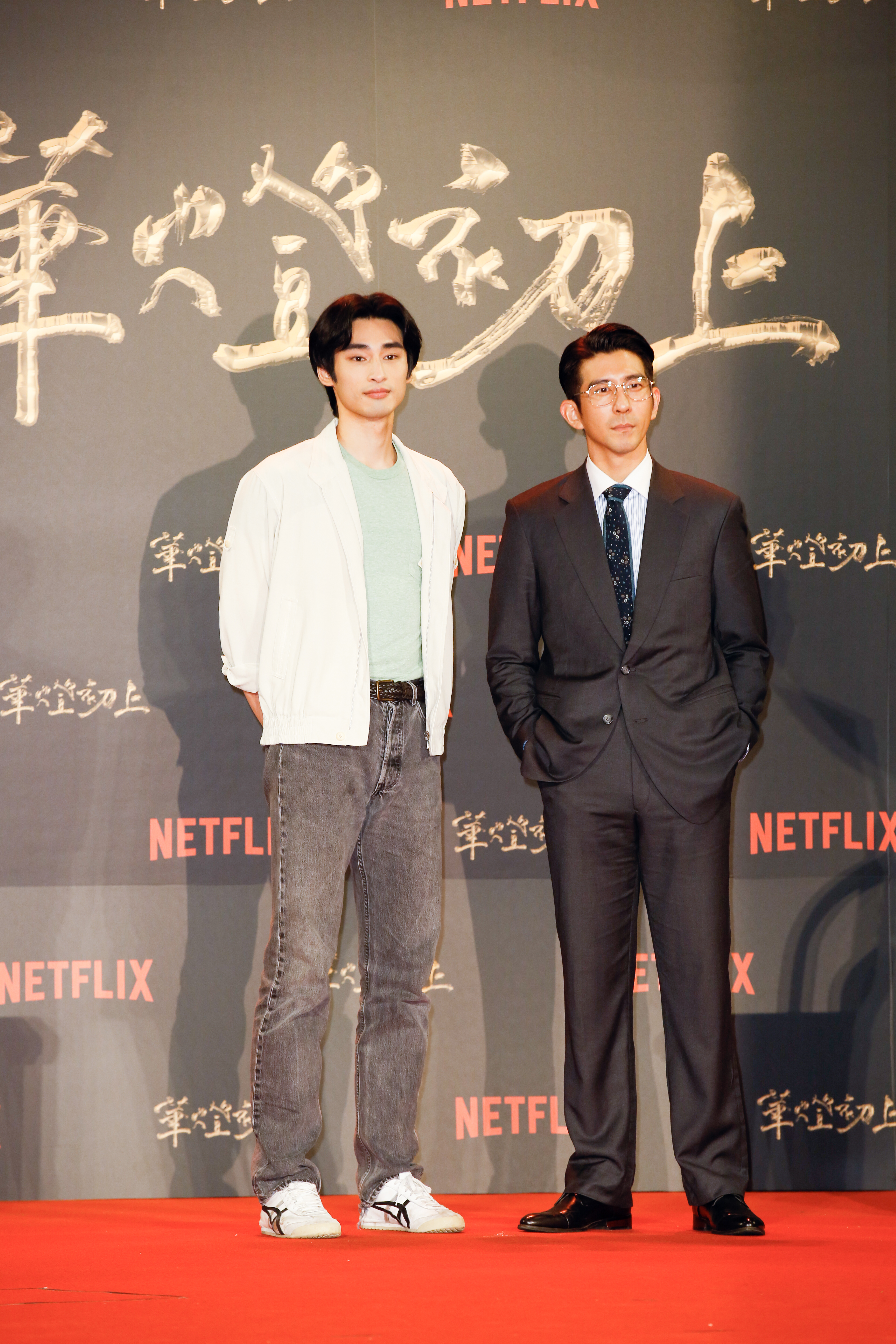 修杰楷和章廣辰是《華燈初上》警方代表。