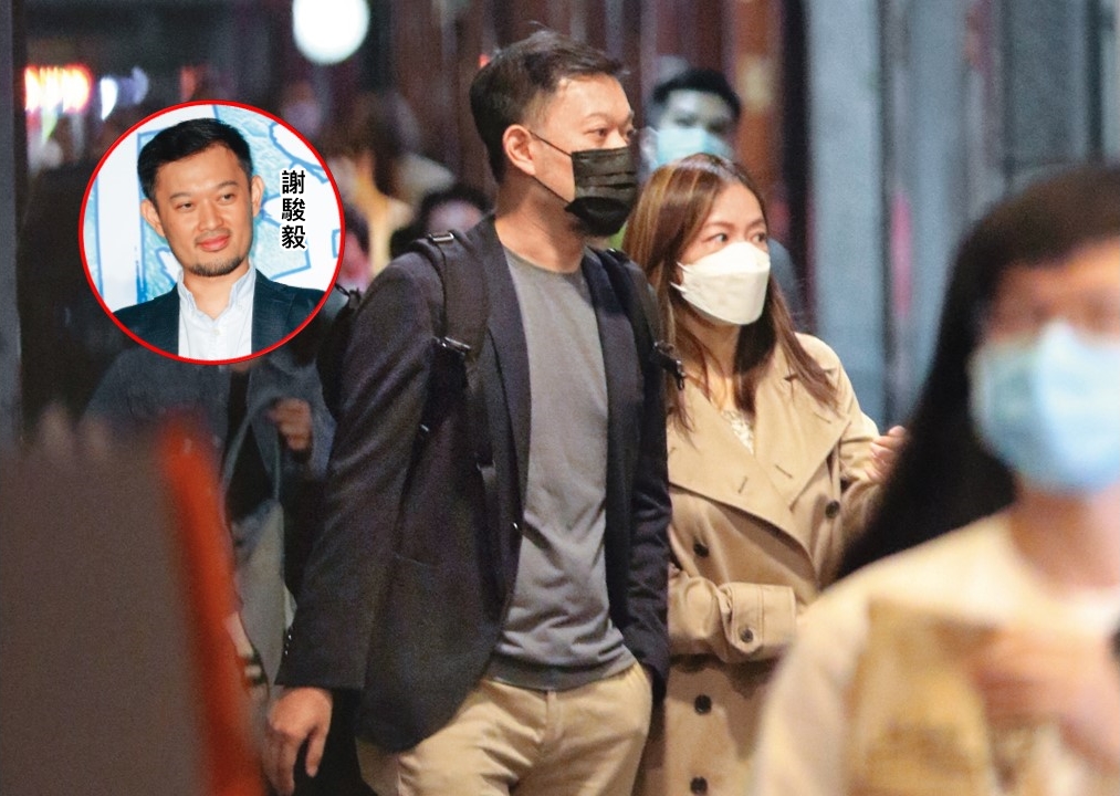 10月26日17：29，其實乍看之下，尹馨（右）跟謝駿毅（左）算是登對，加上最近密切聯絡公事，難怪圈內耳語他們過從甚密。