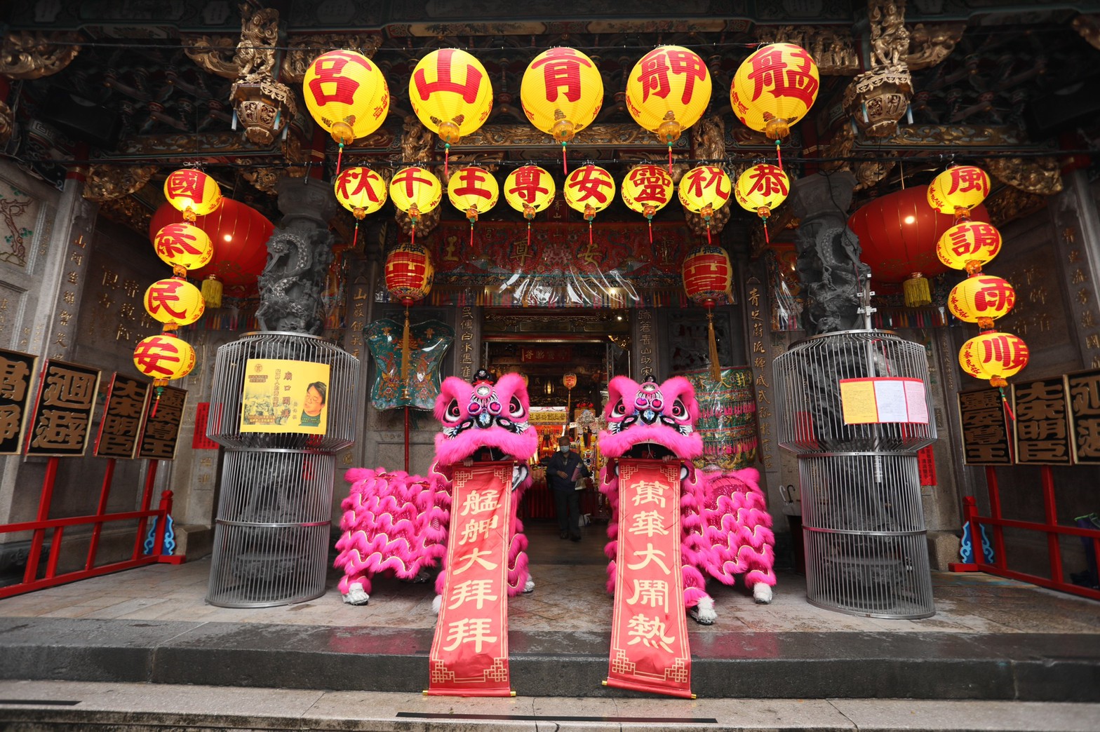 萬華大鬧熱結合老成魅力，吸引青年人朝聖。（文化總會提供）