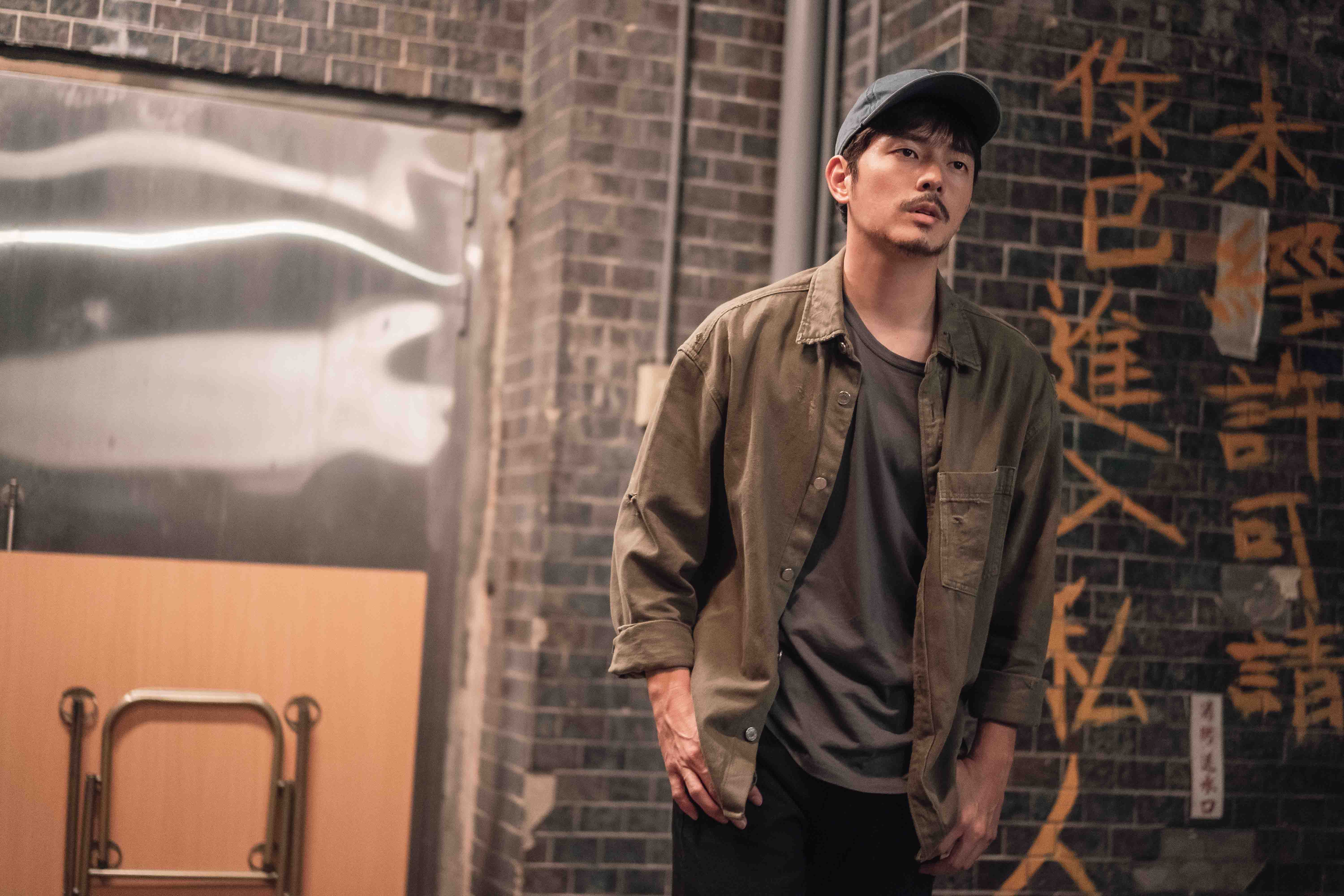 宥勝一反過去暖男總裁形象，分享為這場戲整整蓄鬍1個月。（TVBS提供）