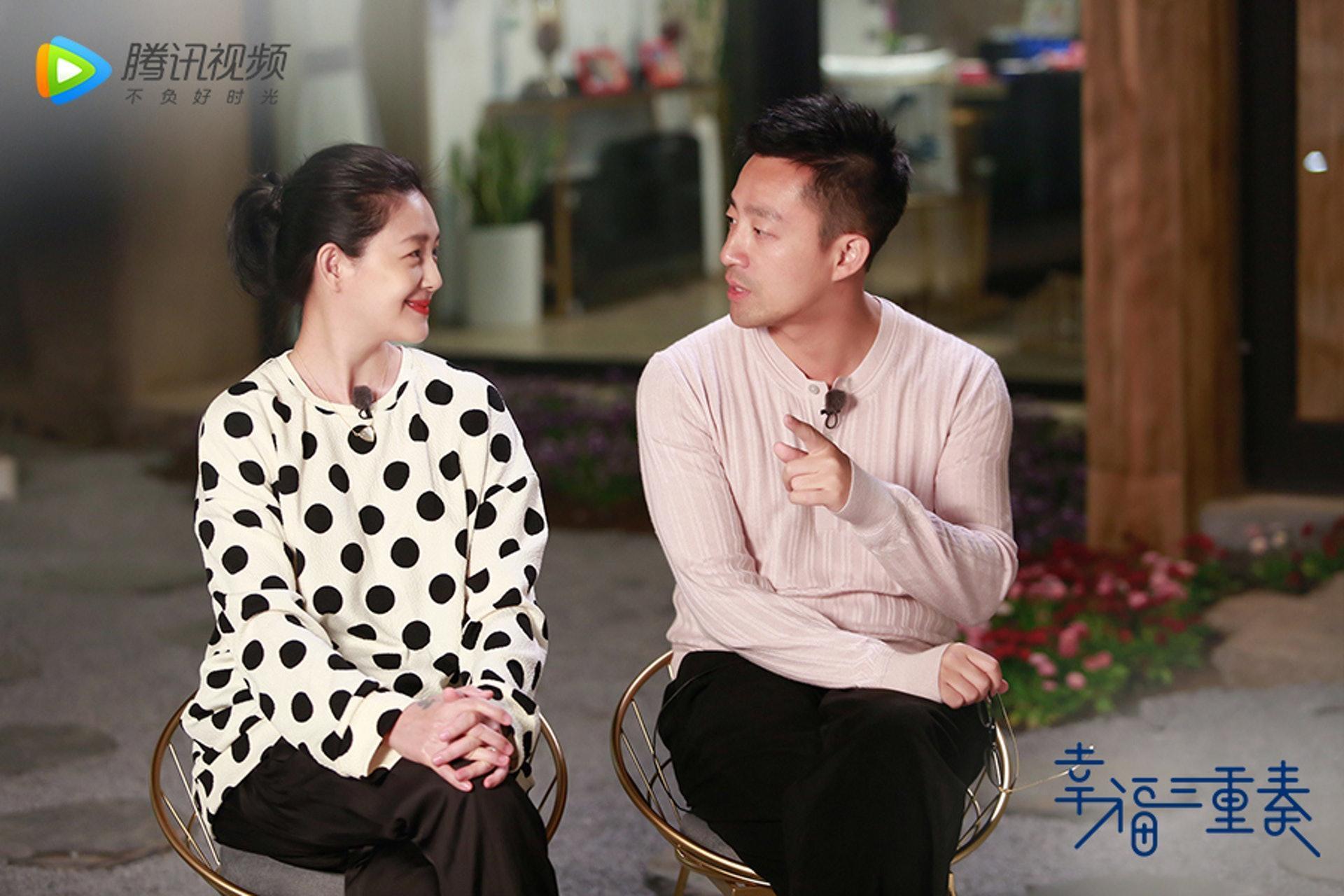 大S（左）參與實境秀《幸福三重奏》，汪小菲（右）被譽為「寵妻魔人」。（翻攝自騰訊視頻）