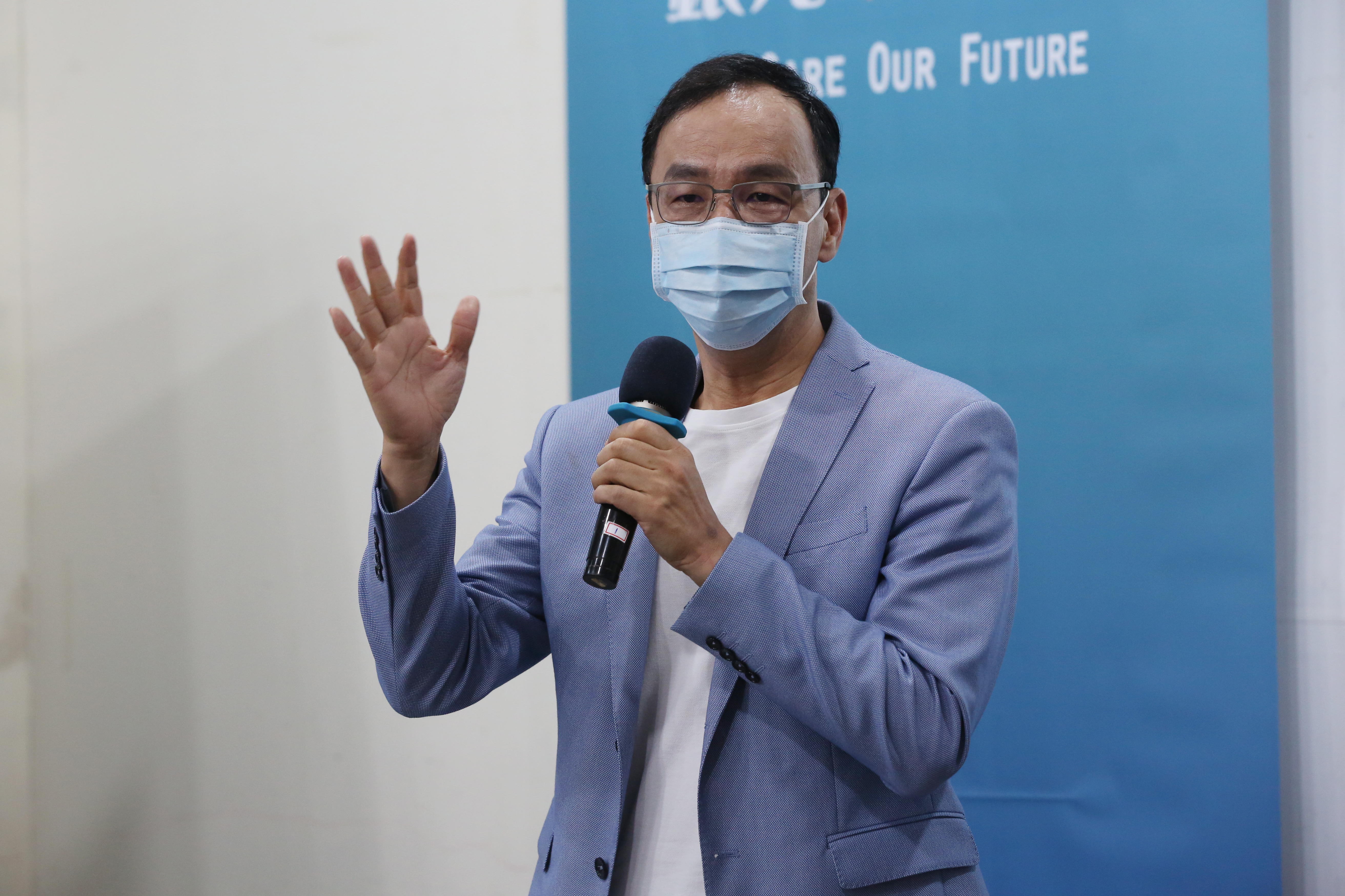 國民黨主席朱立倫呼籲內政部應該把國內治安管好，「別再出餿主意了」。（本刊資料照）