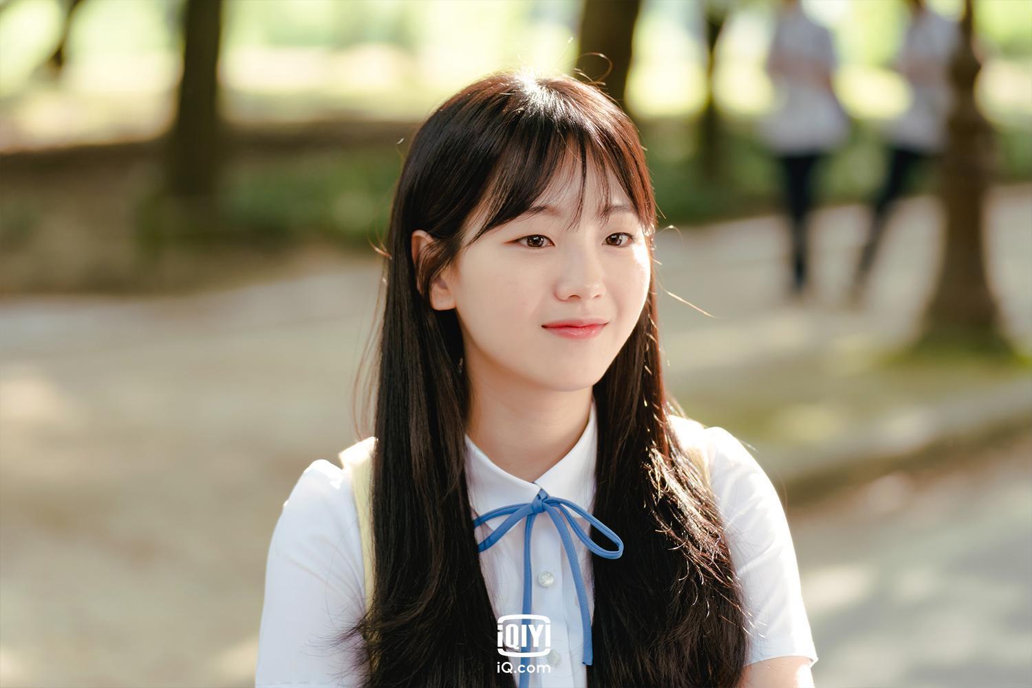 《學校2021》講述不以升大學為目標的18歲年輕人,選擇自己人生道路的成長記錄。(愛奇藝國際站提供)