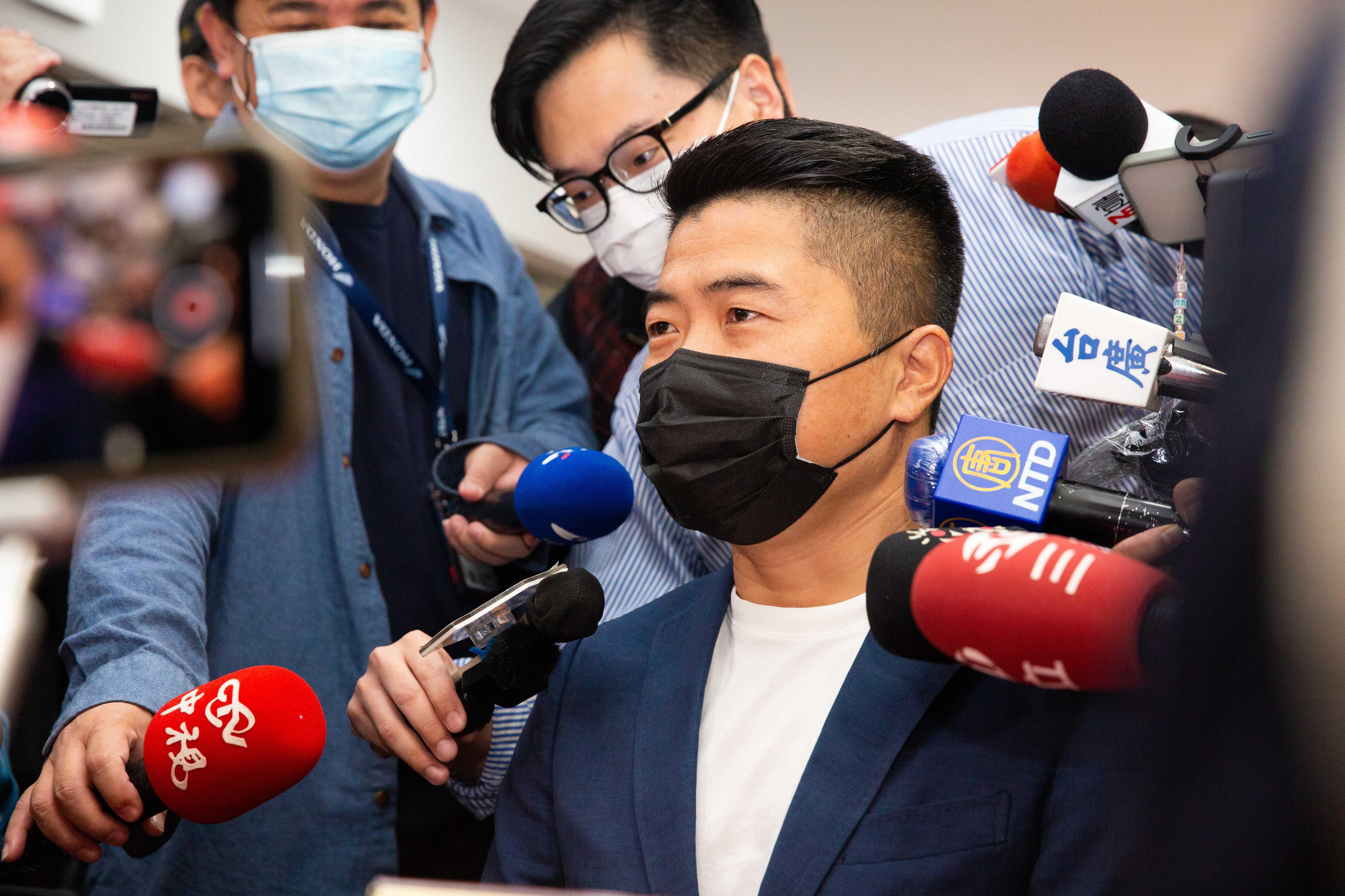 卓冠廷指出，顏寬恒（圖）坐擁6,566坪土地，比台北小巨蛋還大。