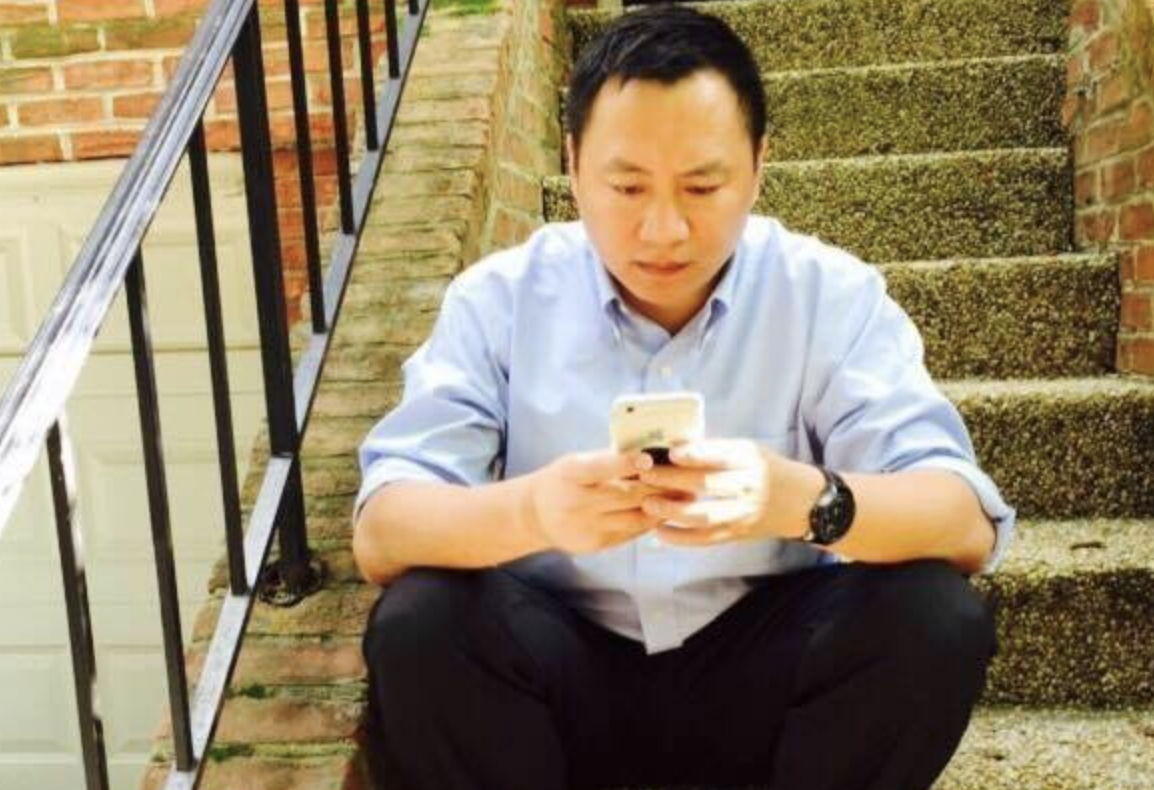 近期一名香港20歲青年因主張港獨遭判刑，八九民運領袖之一王丹則呼籲「千萬不要忘記那些已經不在媒體熱度中的人」。（翻攝王丹臉書）