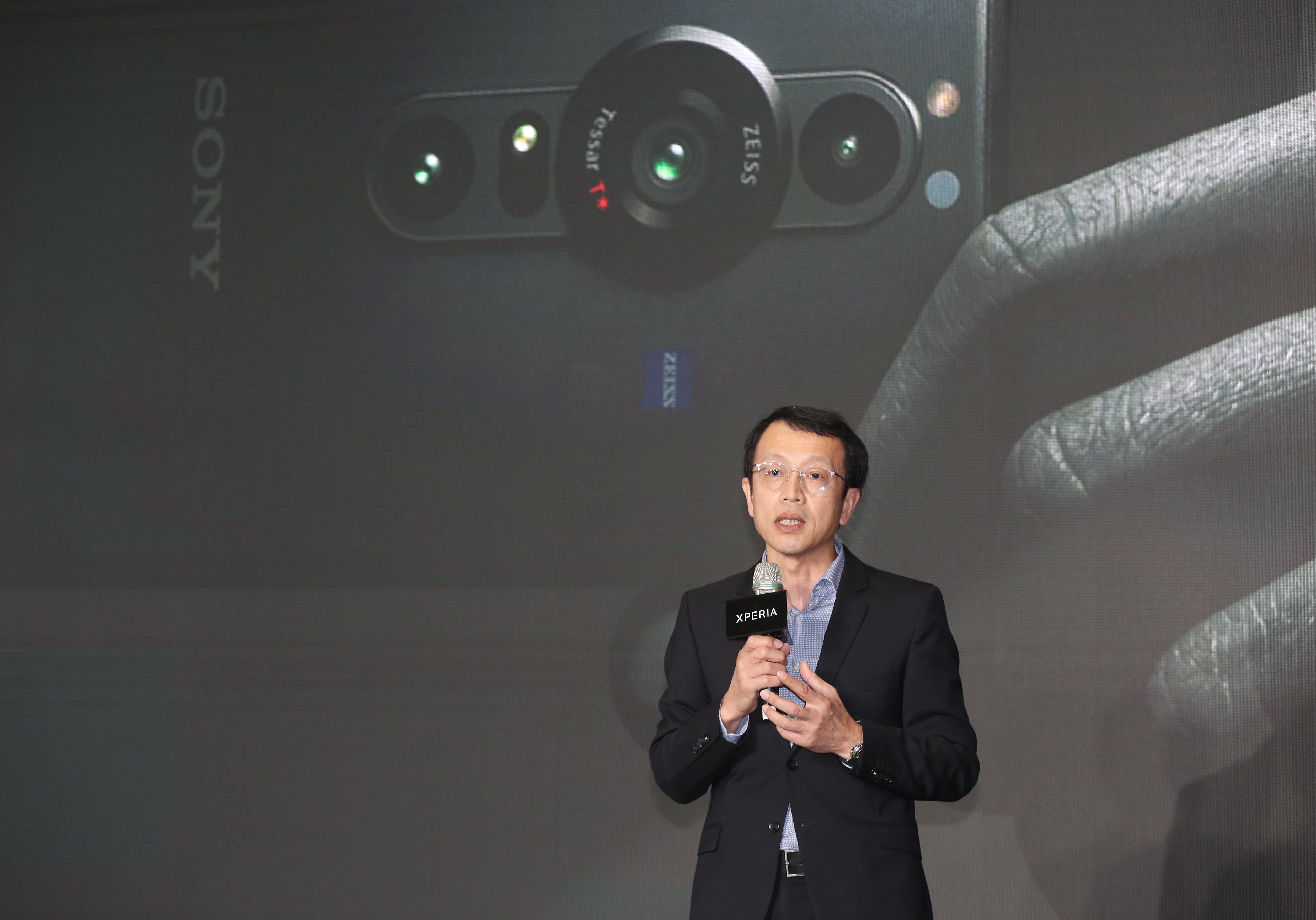 林志遠看好Xperia PRO-I將在超旗艦開出佳績，更勝三星Galaxy Z Fold 3。