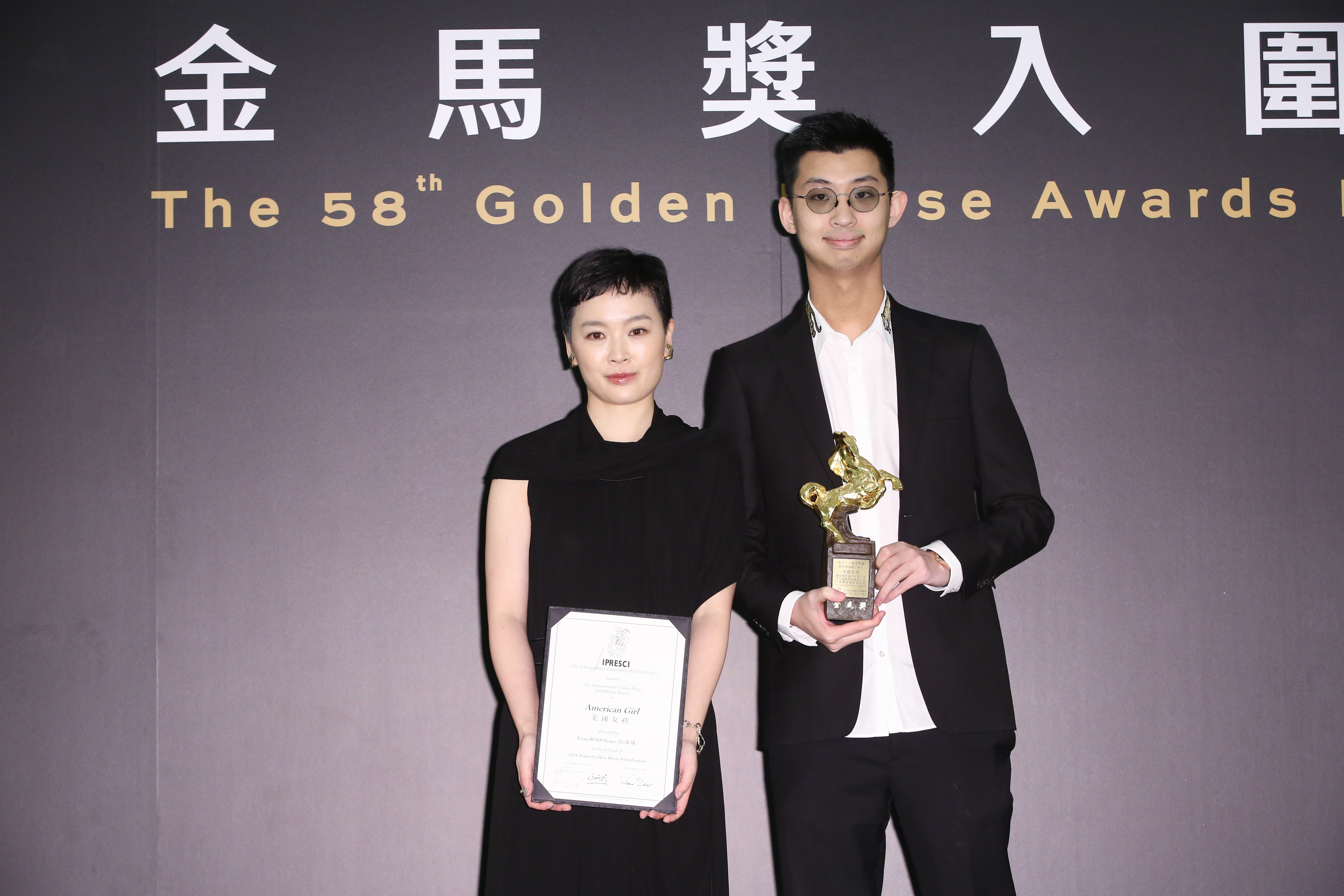 《美國女孩》導演阮鳳儀（左）與製片苗華川（右）。