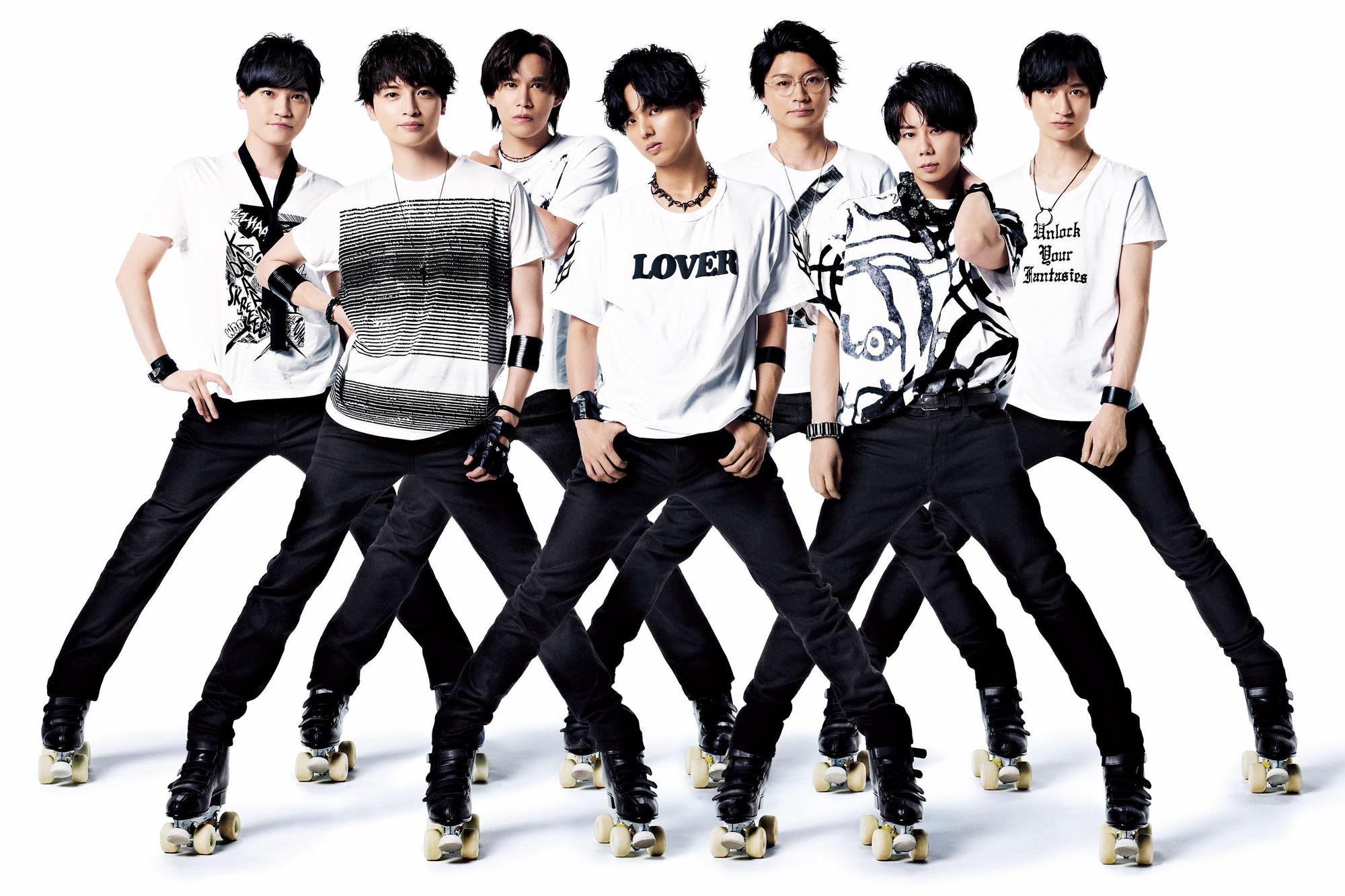 Kis-My-Ft2出道10週年推出紀念精選專輯。(avex TAIWAN提供)