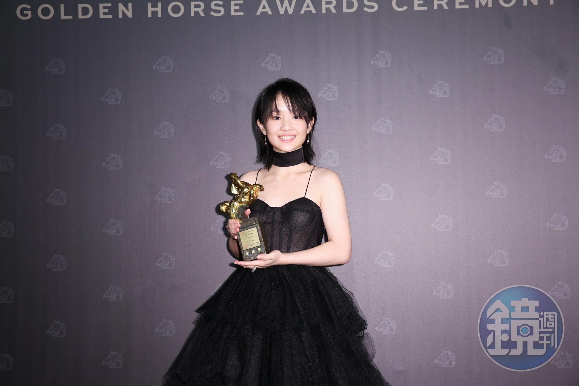 方郁婷首次拍電影,就擔當重責大任,與林嘉欣、莊凱勛演出對手戲都毫無遜色。