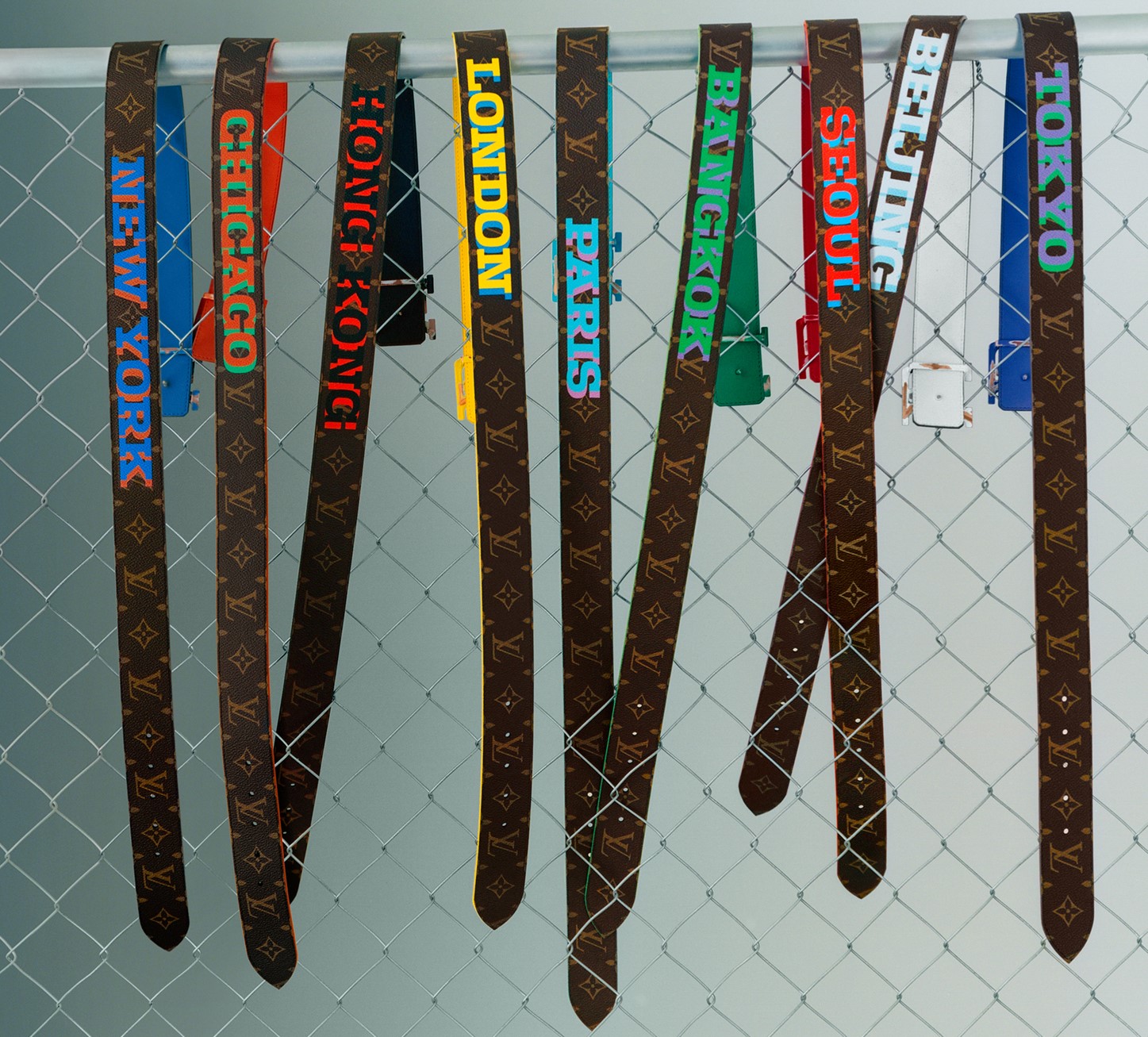 LV 2021秋冬男裝系列城市專屬皮帶共推出九款精選色彩。各NT$30,400（LOUIS VUITTON提供）