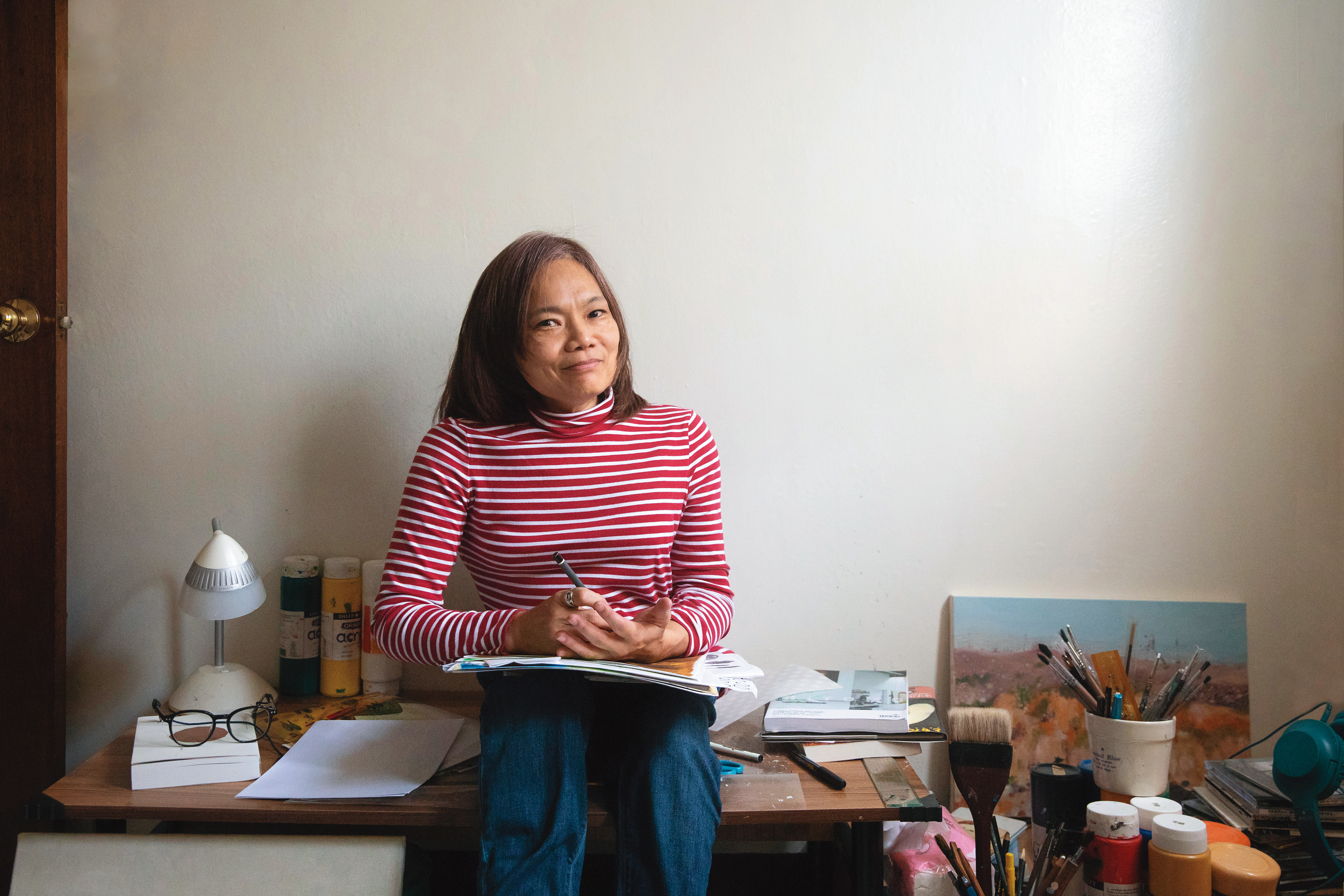 阿力金吉兒，年齡祕密，苗栗縣，圖文作家。