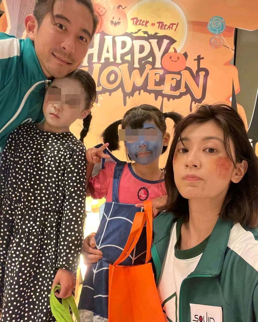 二婚後賈靜雯組成美滿家庭,遠比第一段婚姻幸福。(賈靜雯臉書)