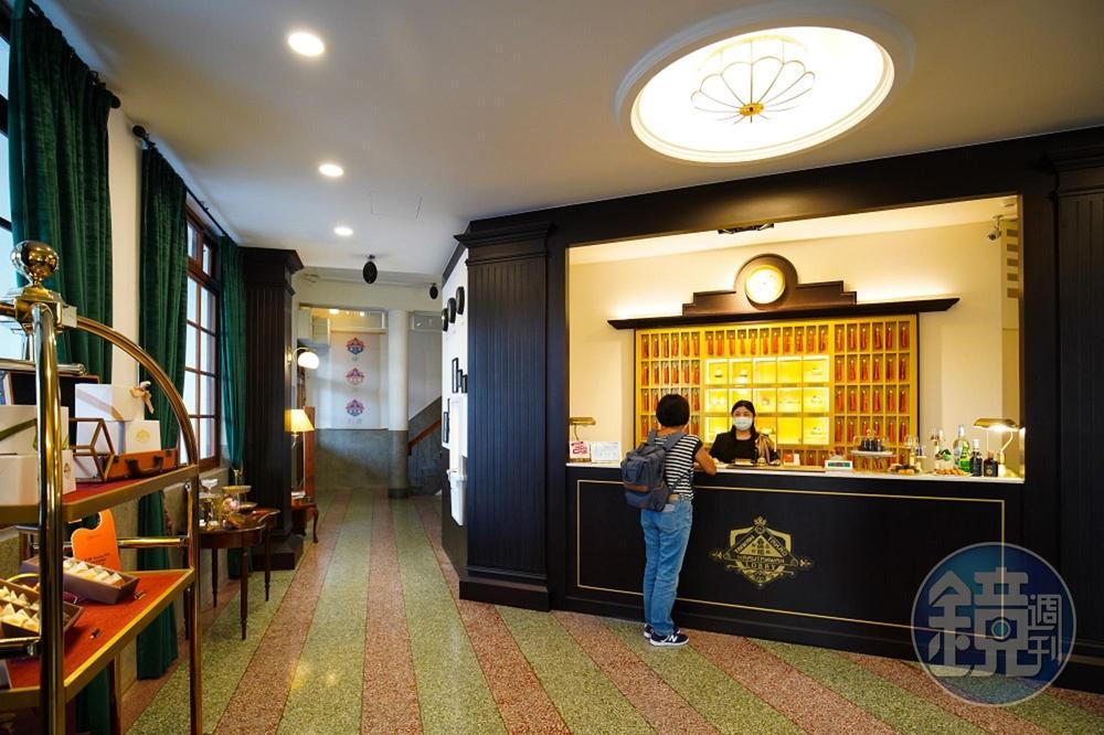 彷彿走入旅館大廳的「春田旅館」，其實是一間外帶甜點店。
