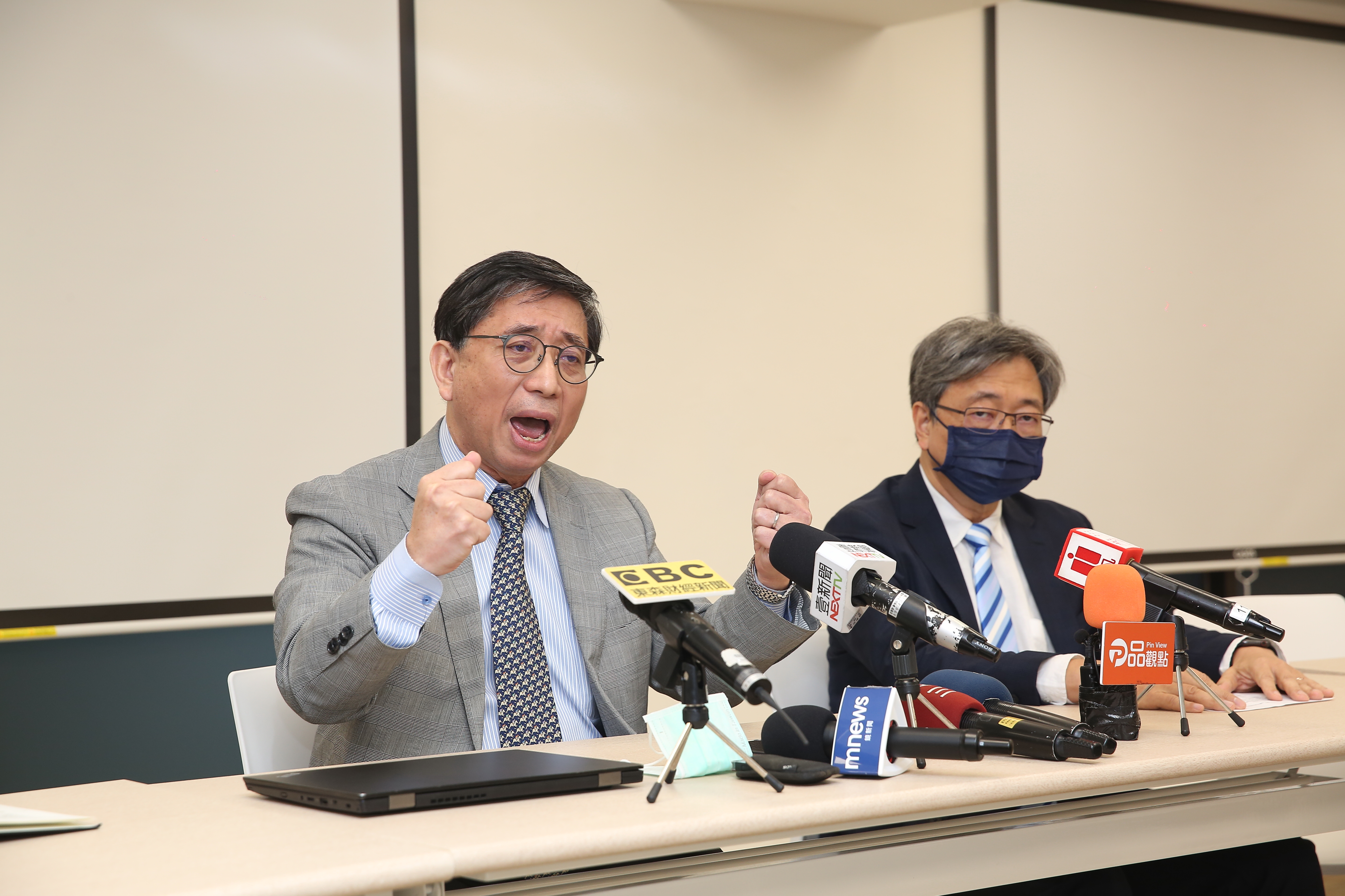 光洋科董事長馬堅勇（左）總經理黃啟峰（右）。（資料照）