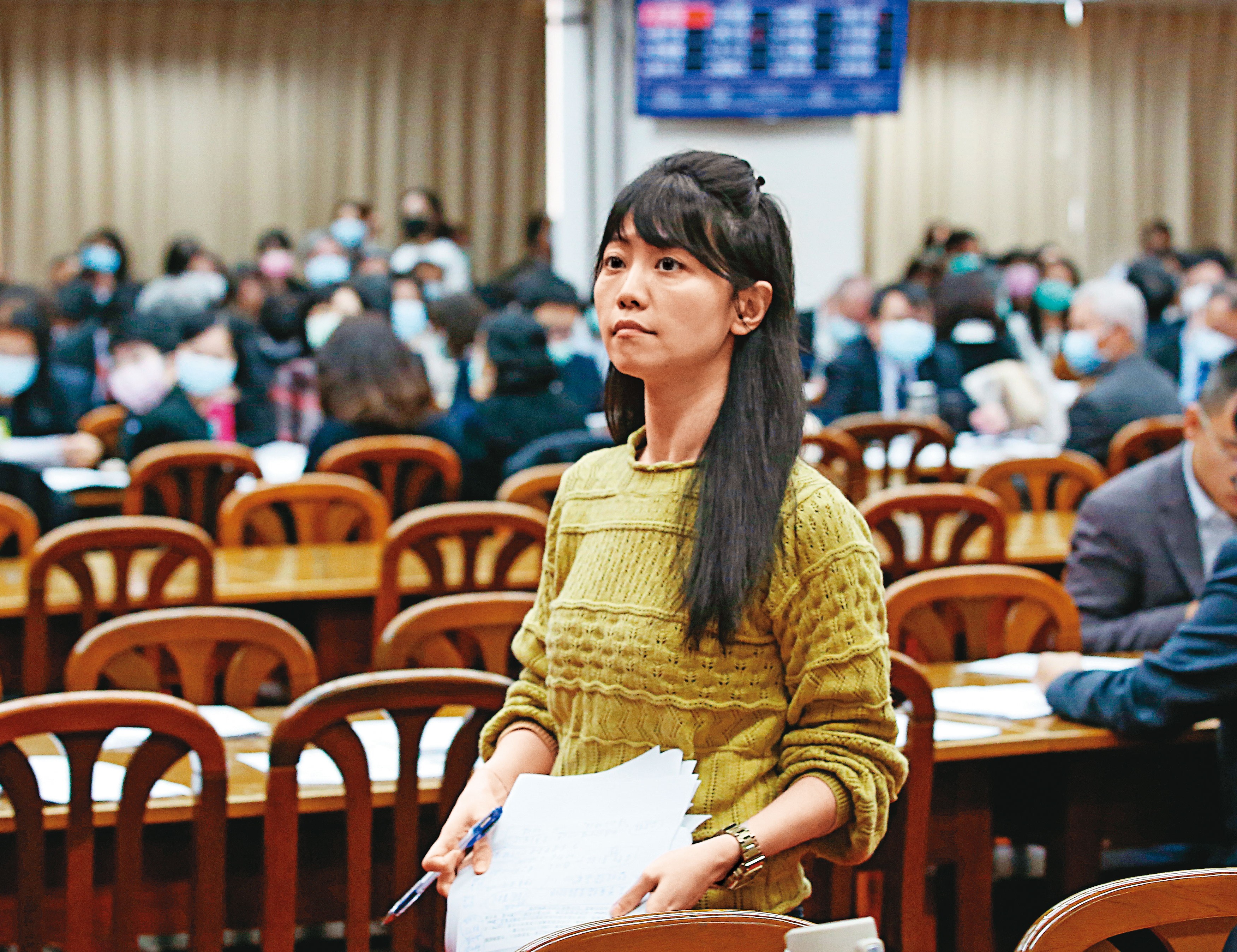 「有港湖女神」之稱的立委高嘉瑜，11月11日遭男友在飯店暴打，還被控制行動2天，但至今不敢報案。