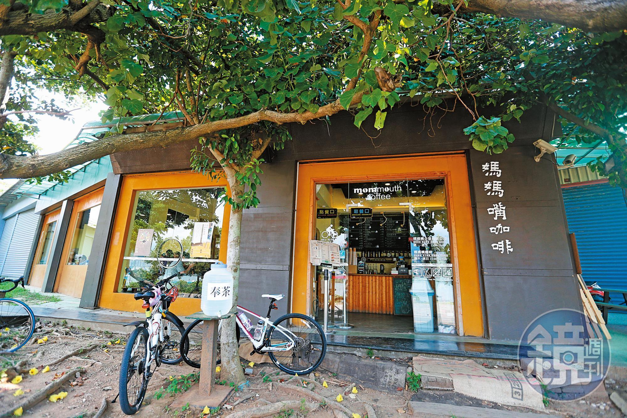 位於新北市八里的媽媽嘴咖啡店(圖)8年前發生雙屍命案,喧騰一時。
