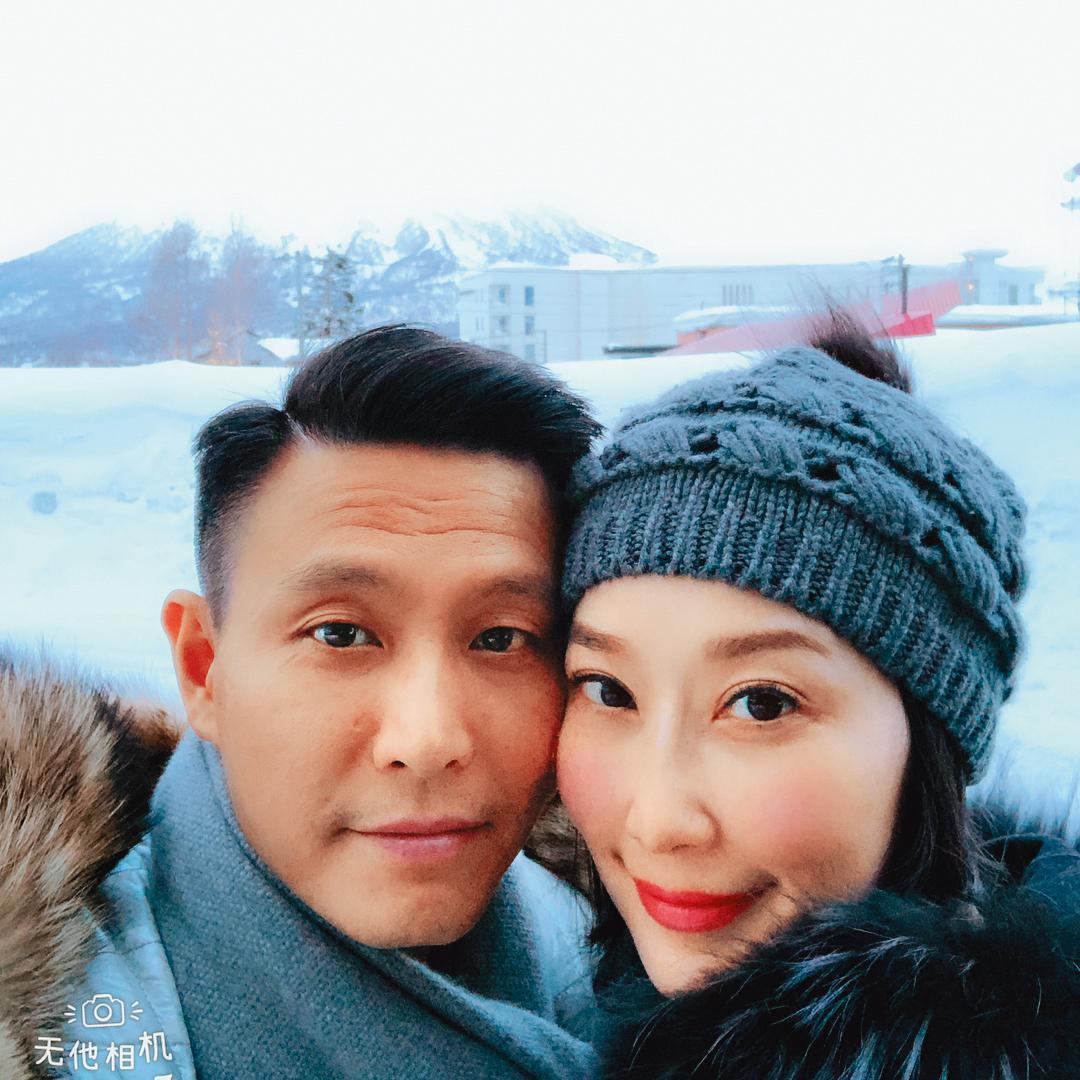 錢德月（右）與Peter（左）的1年2個月婚姻當中，據說她什麼都沒拿到。（翻攝自錢德月IG）
