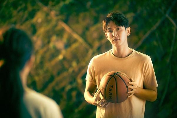 《月老》是柯震東（右）二度主演九把刀執導的作品。 （麻吉砥加提供） 