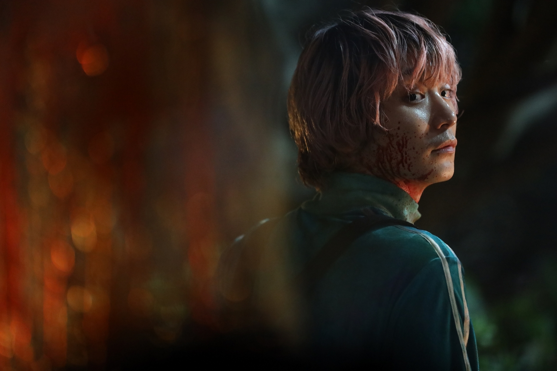 「世界末日」主唱Fukase首度跨行演戲，在電影《魔仿犯》挑戰演出殺人魔。（采昌國際多媒體提供）