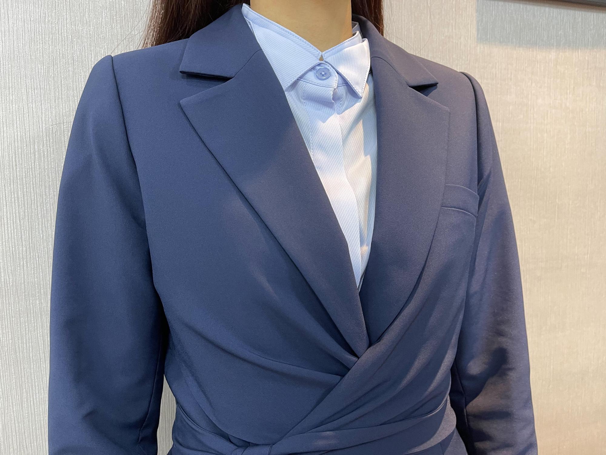 文化總會女款制服。