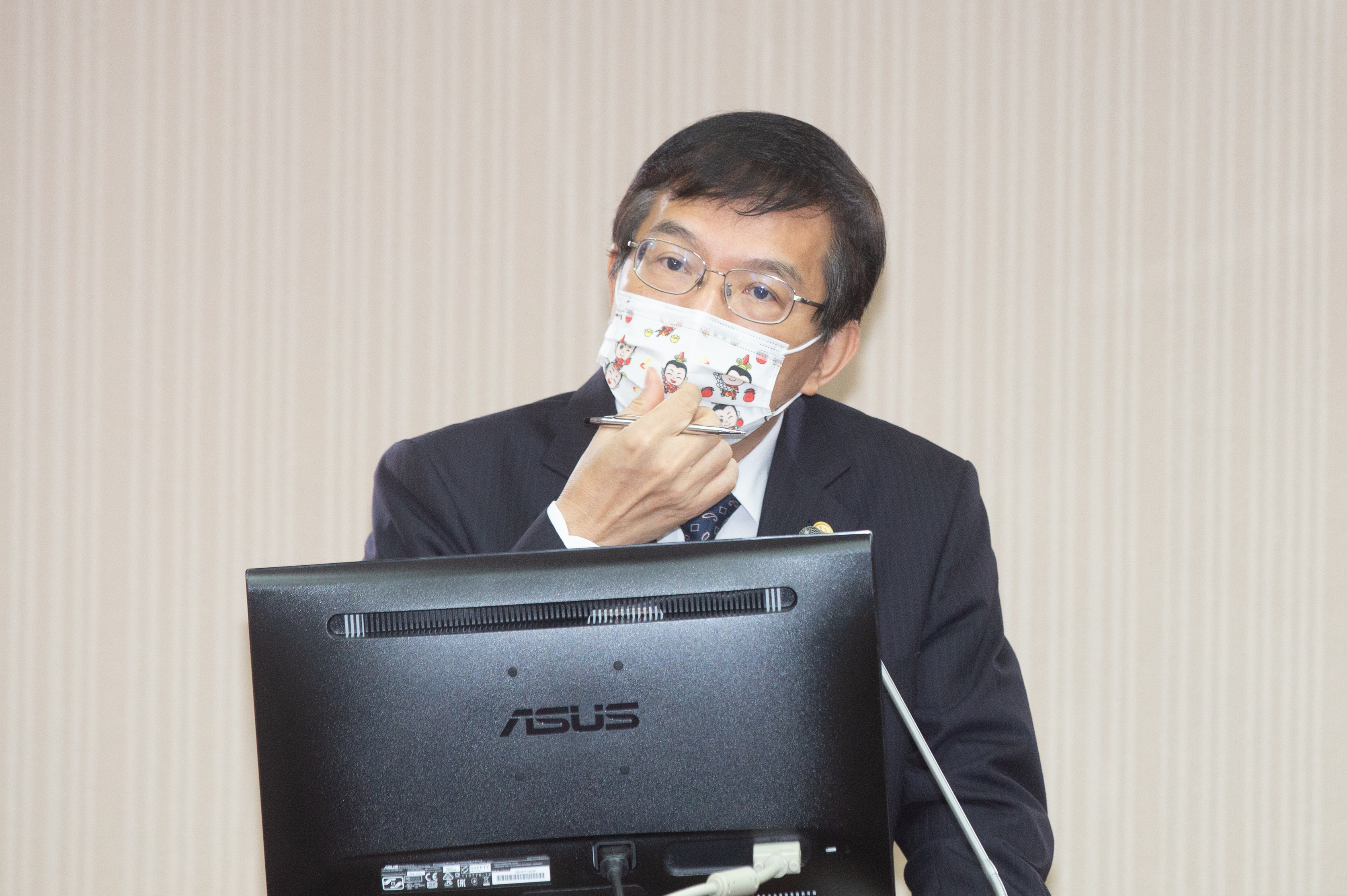 對於台鐵頻傳事故，交通部長王國材坦言「非常慚愧」。（本刊資料照）