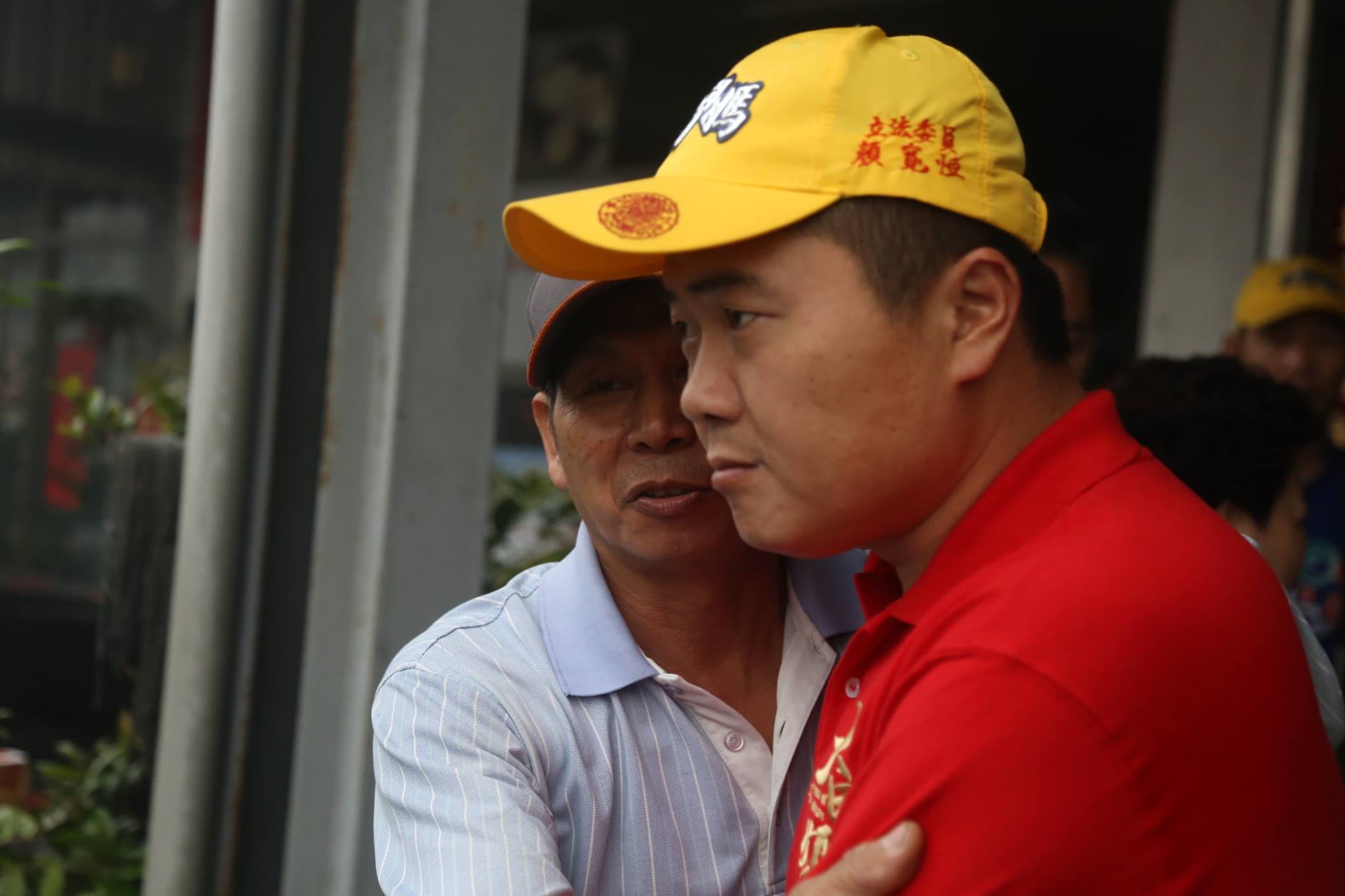 顏寬恒近日舉行一連串的里民政見說明會，遭質疑有賄選嫌疑。（翻攝顏寬恒臉書）
