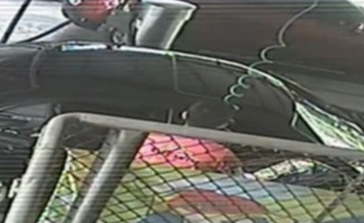 女童遭空氣噴槍灌入高壓空氣致死，生父遭判刑10年定讞。（翻攝畫面）