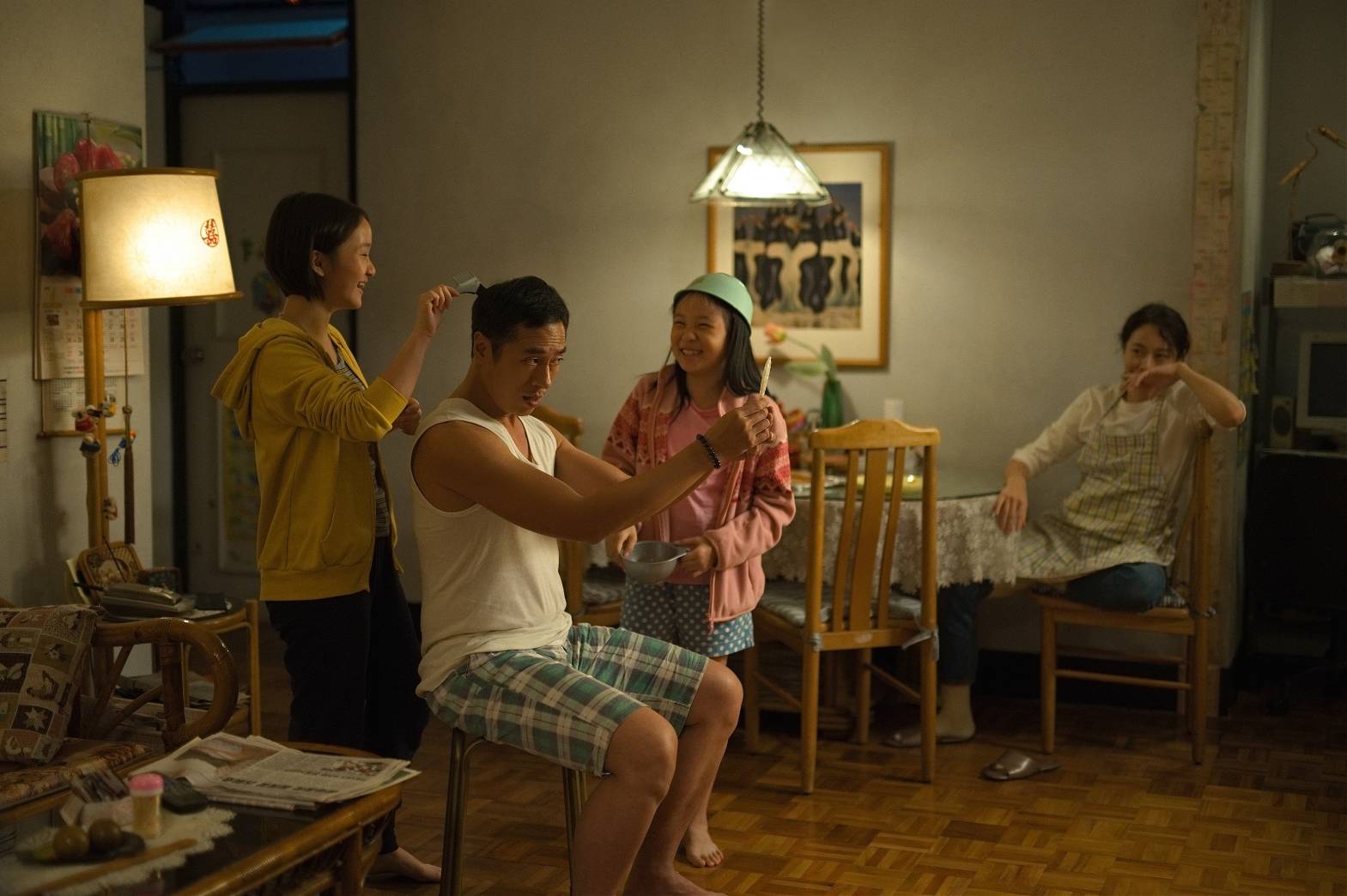 《美國女孩》探討女性成長、身份認同、親情等多項命題，演員表現均不俗，方郁婷且奪得本屆金馬最佳新演員獎。（傳影互動）