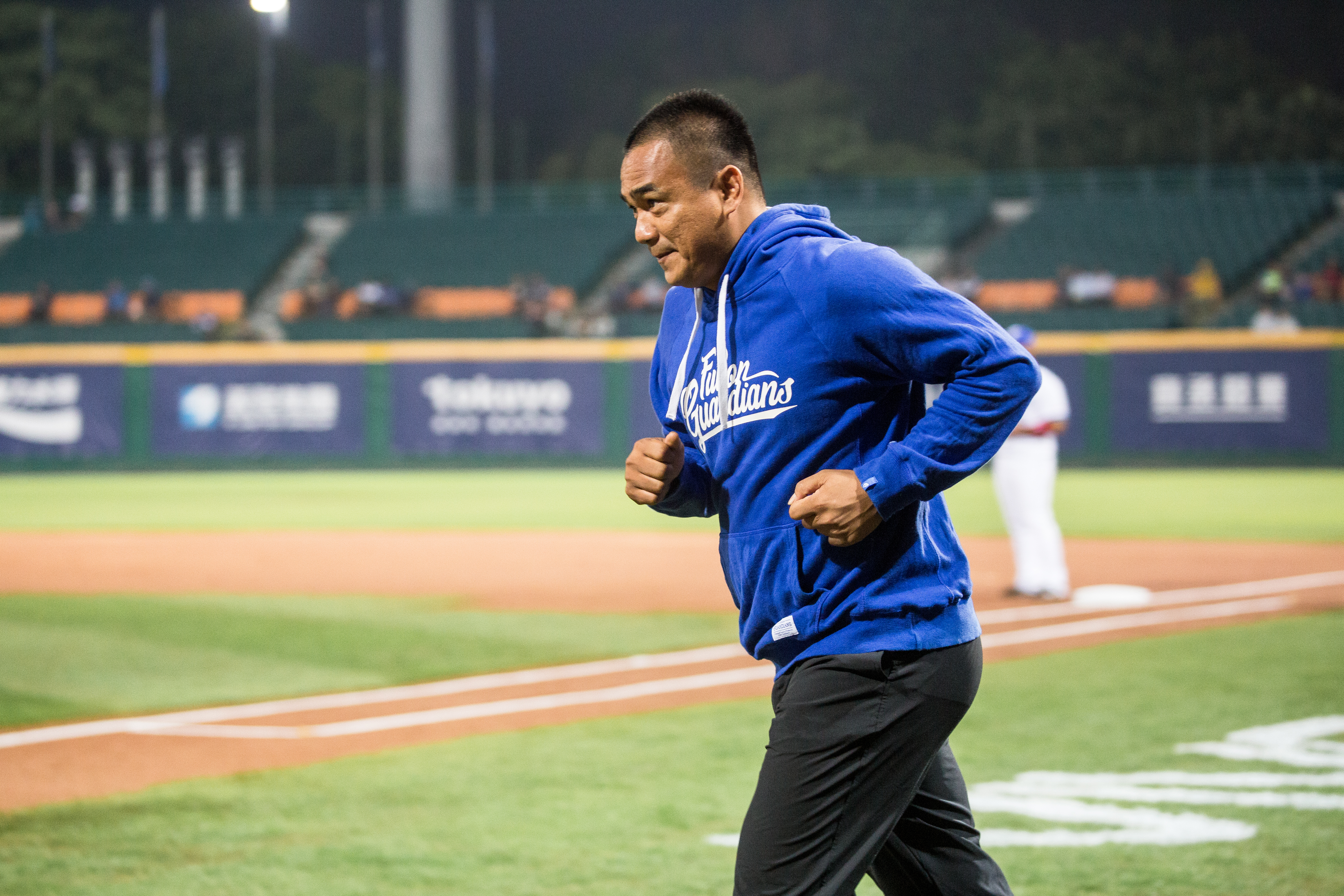 外傳目前擔任悍將顧問的「台灣巨砲」陳金鋒，將轉任總教練，不過據悉他的意願不高。（本刊資料照）