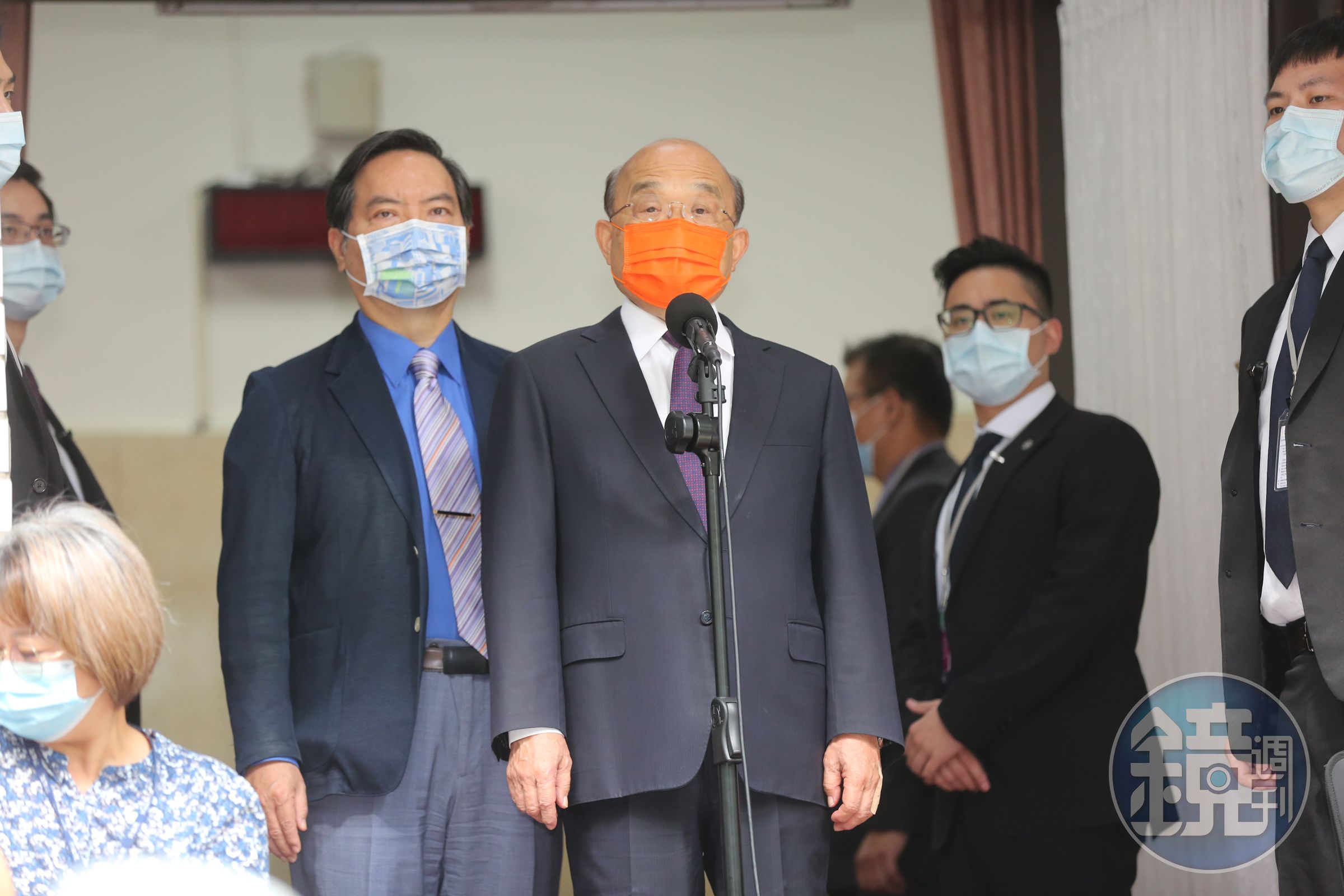 面對柯籲查網軍卻反被酸的媒體提問，蘇貞昌（圖）強調，對於任何不法都應嚴查嚴辦，不可以用科技侵害他人。（本刊資料照）