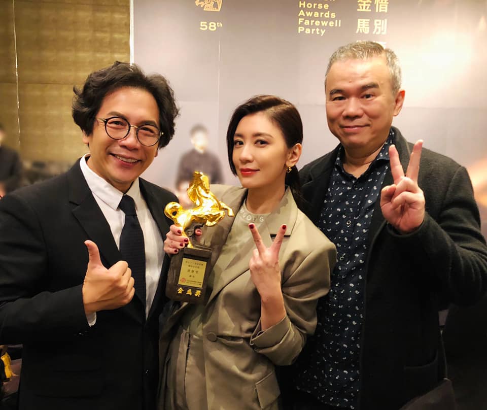 許傑輝是今年金馬獎評審團之一，會後和老友賈靜雯合影。（翻攝自許傑輝臉書）