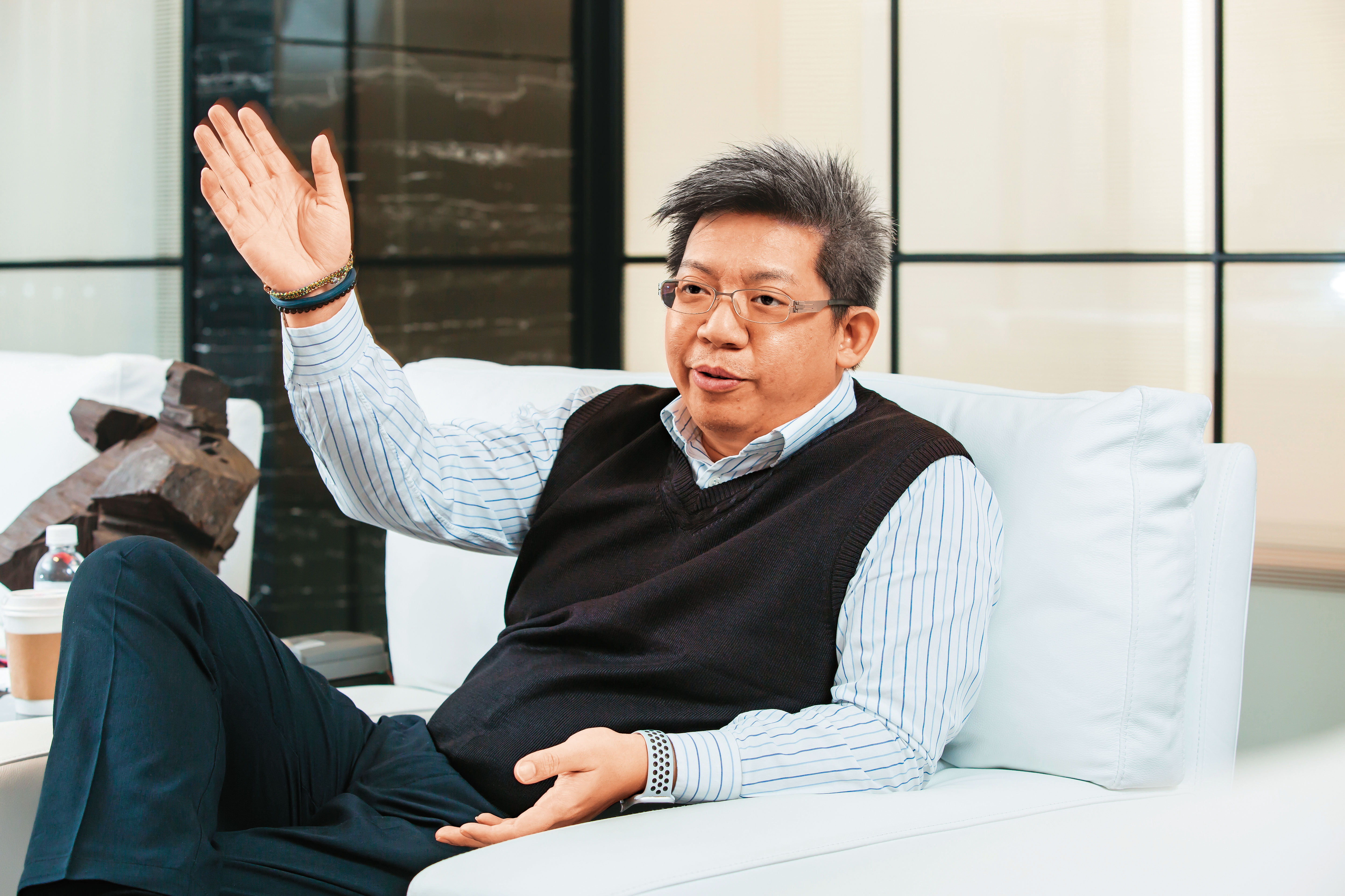 中保科強攻智慧社區市場,副董事長林建涵接受本刊專訪透露,目標2年內用戶數翻倍至百萬。