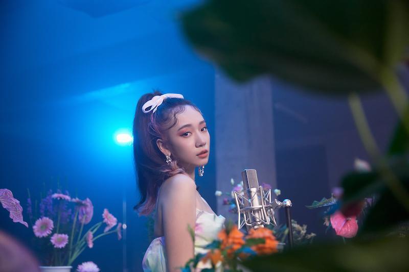 吳卓源今年推出第4張專輯《2622》,以情感的糾結為主題。(翻攝自blow.streetvoice.com)