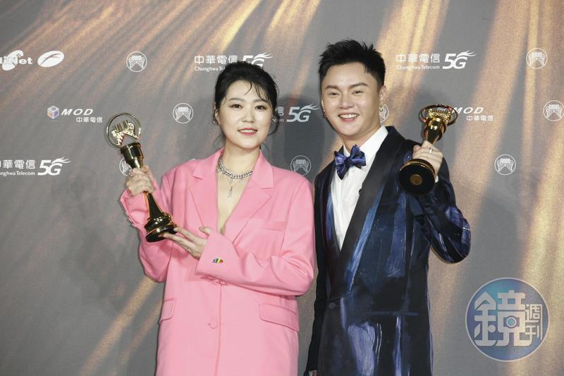 許富凱和曹雅雯今年在金曲拿下台語歌王歌后。