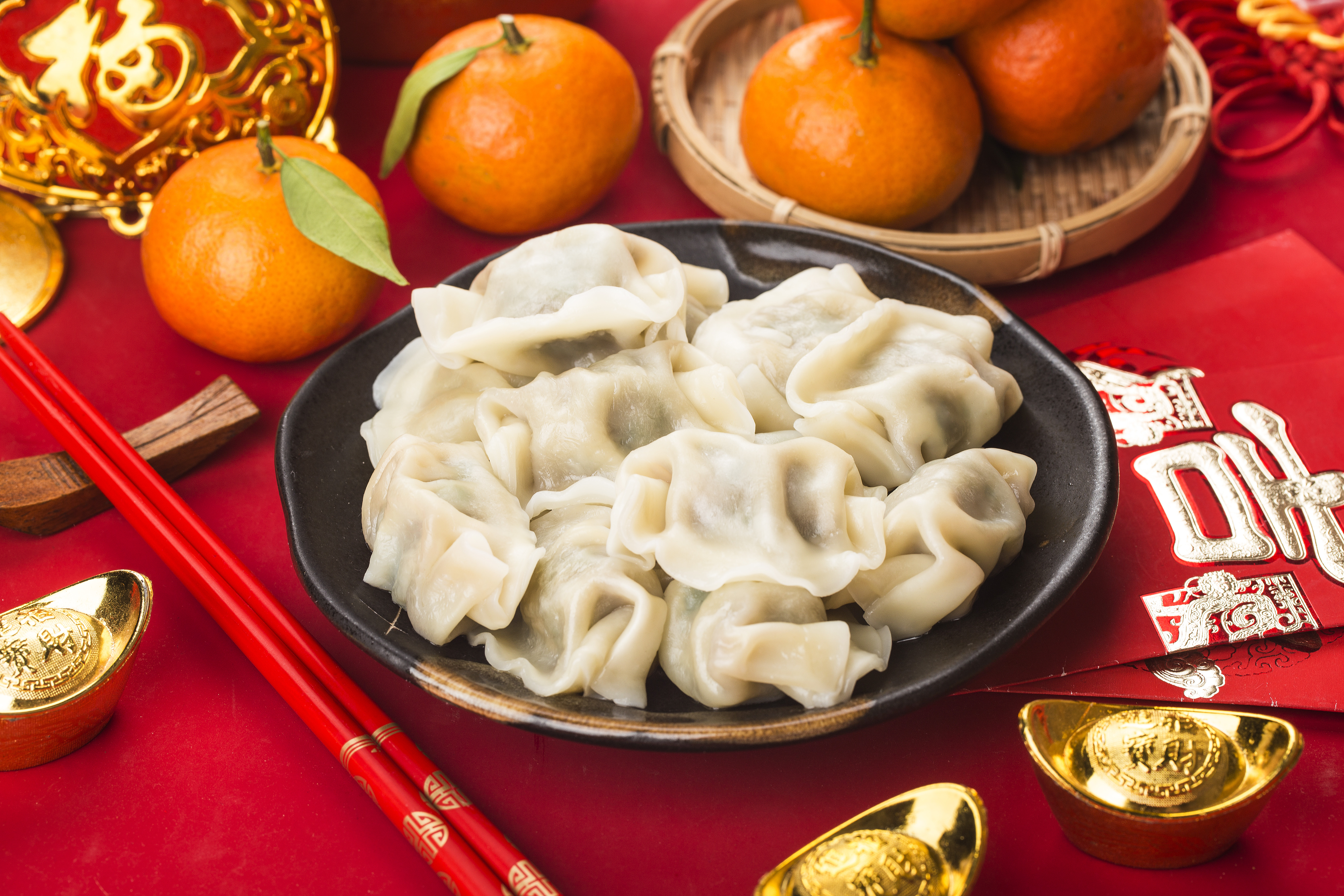 女網友向未來婆家提議，希望能輪流在兩邊長輩家中吃年夜飯，沒想到卻慘遭未來婆婆拒絕。（東方IC）