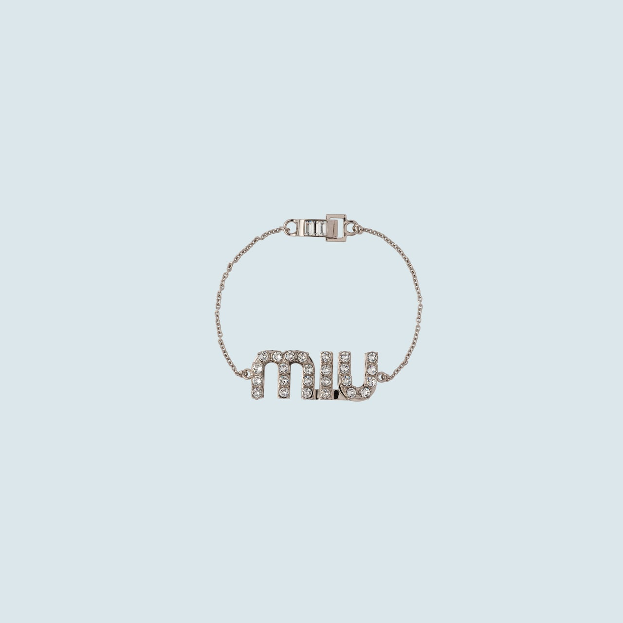 水晶手鍊。NT$15,500（MIU MIU提供）