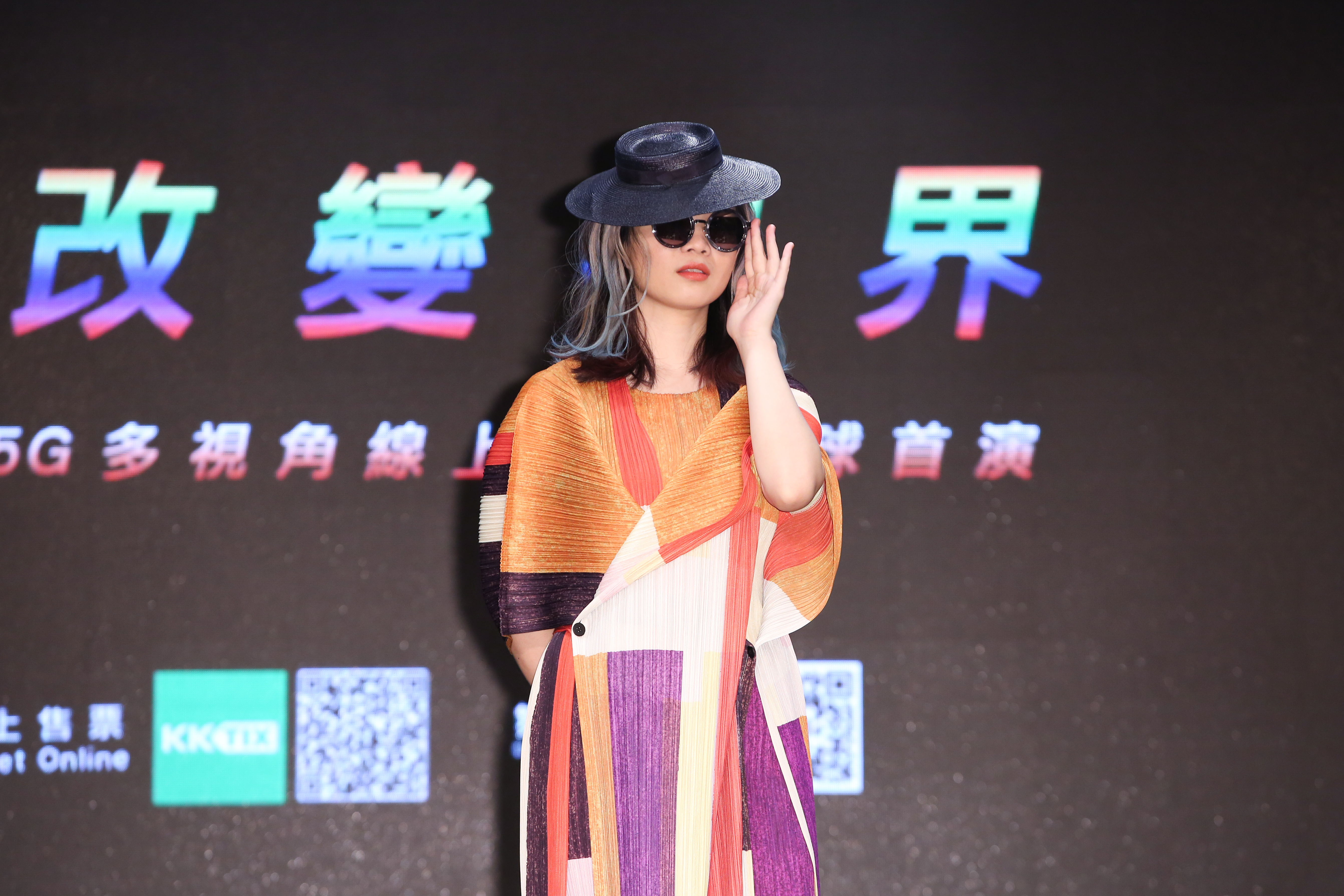 墨鏡加盤帽是第32屆金曲獎最佳新人「?te」的標誌性造型,她除了是歌手,也是醫生。
