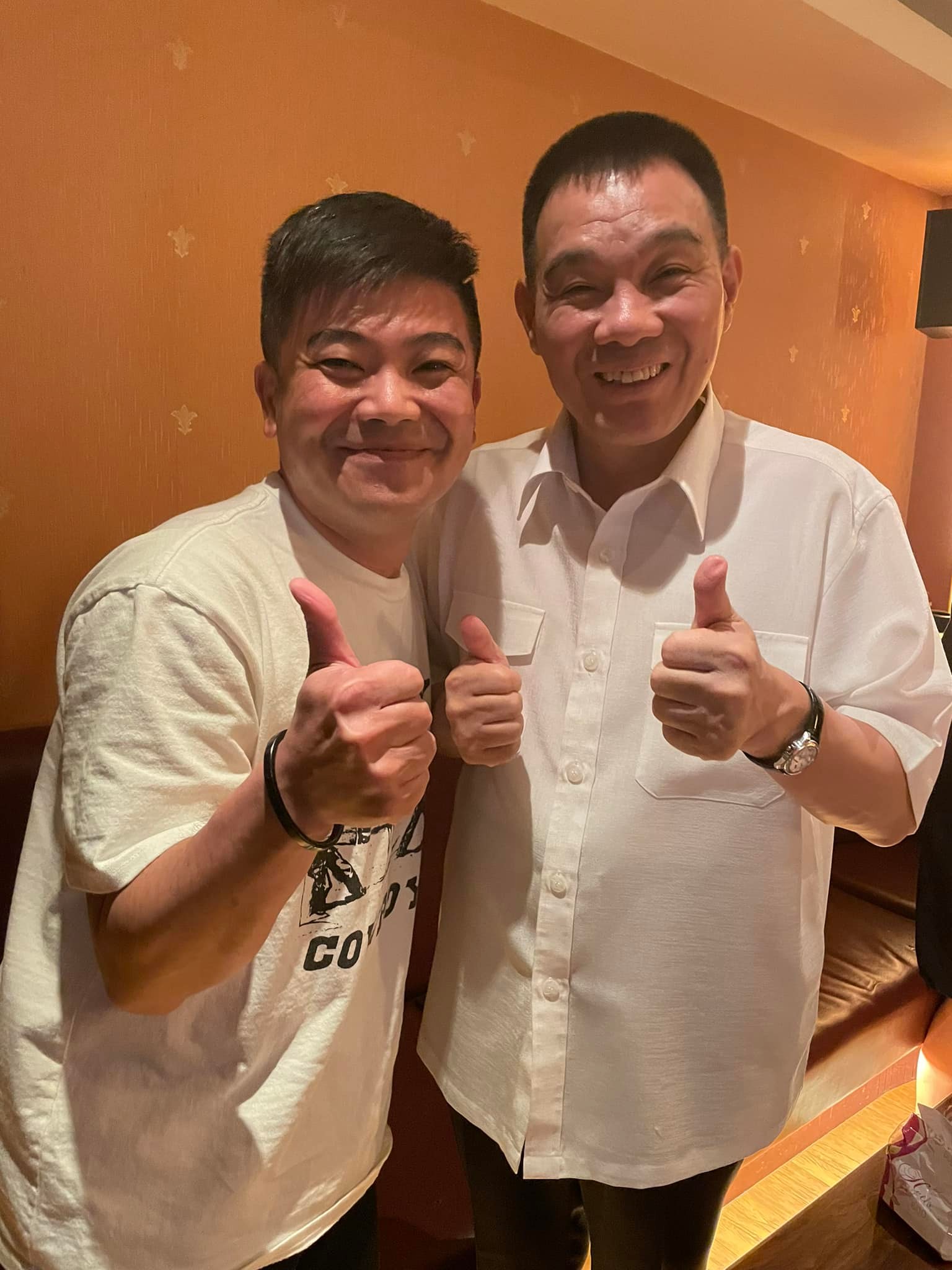 馬國畢吃飯時巧遇陳雷,2人也順便留下合照。(翻攝馬國畢臉書)