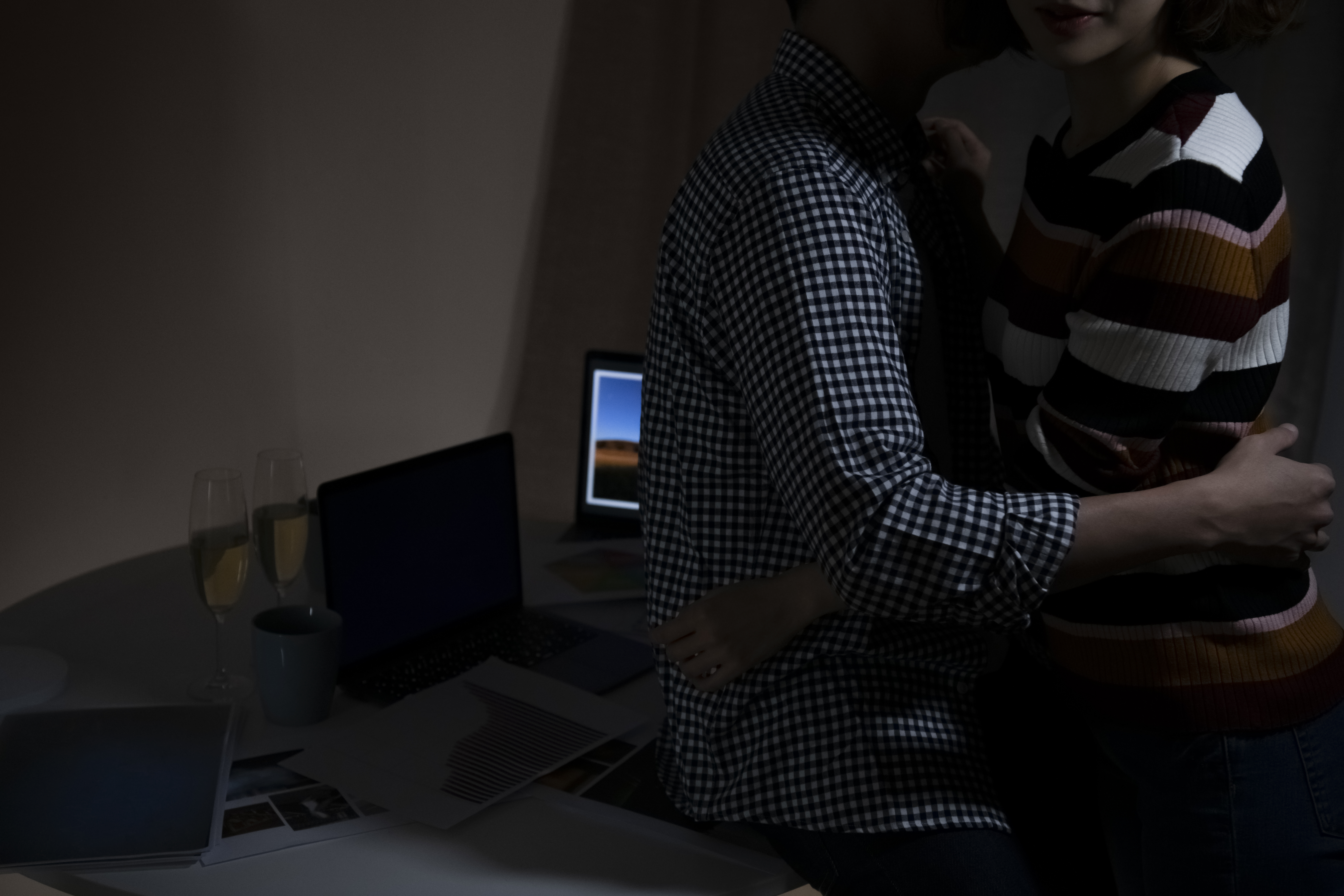 桃園一家公司傳出職場性騷性侵案，真相卻超展開。（示意圖／xframe）