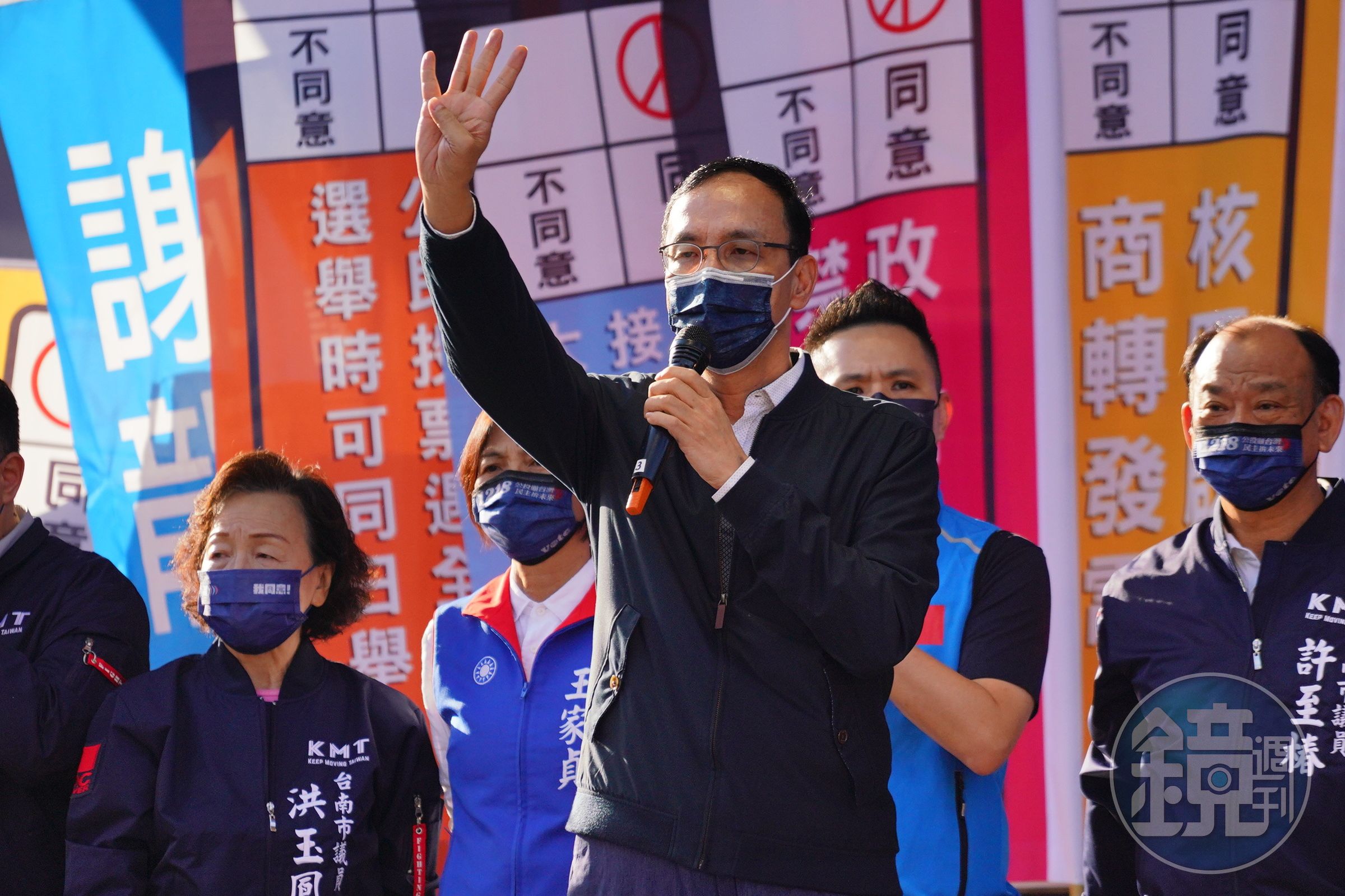 國民黨主席朱立倫近期針對公投案四處宣講。（本刊資料照）