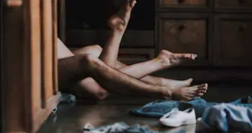 美國密西西比州一名人妻糗誤按直播，公開自己魚水之歡。（翻攝自pixabay）