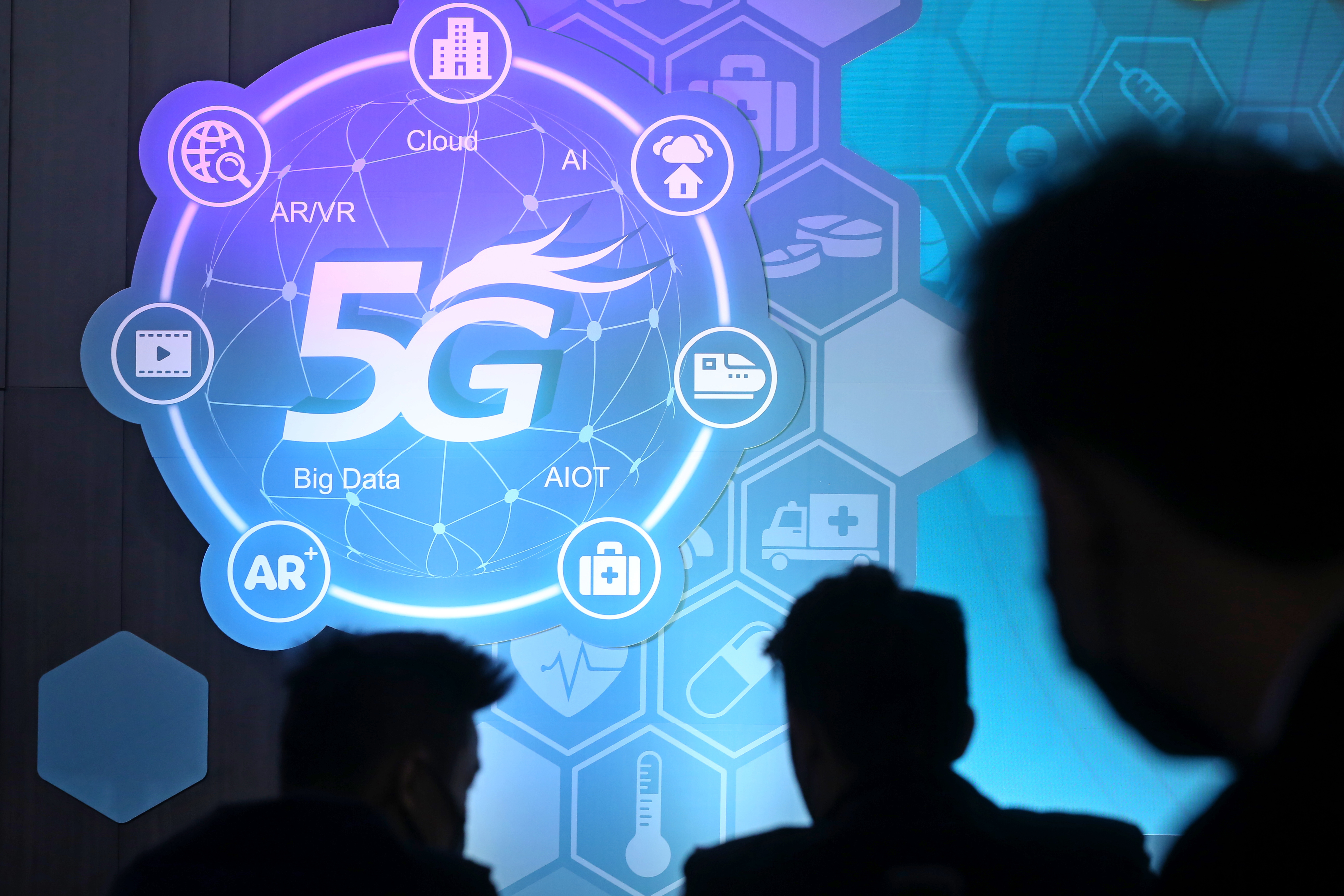 元宇宙題材充滿想像空間,帶動5G、網通等發展。