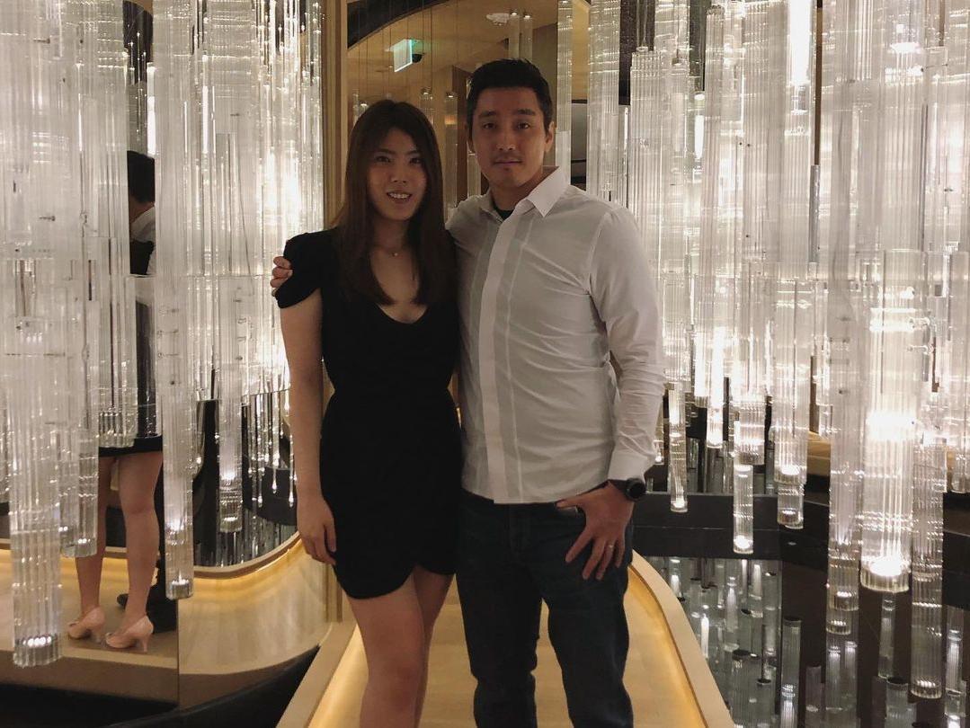 理科太太(左)和先生John(右)今日正式宣布離婚,並且John也在IG發聲。(翻攝自理科太太IG)